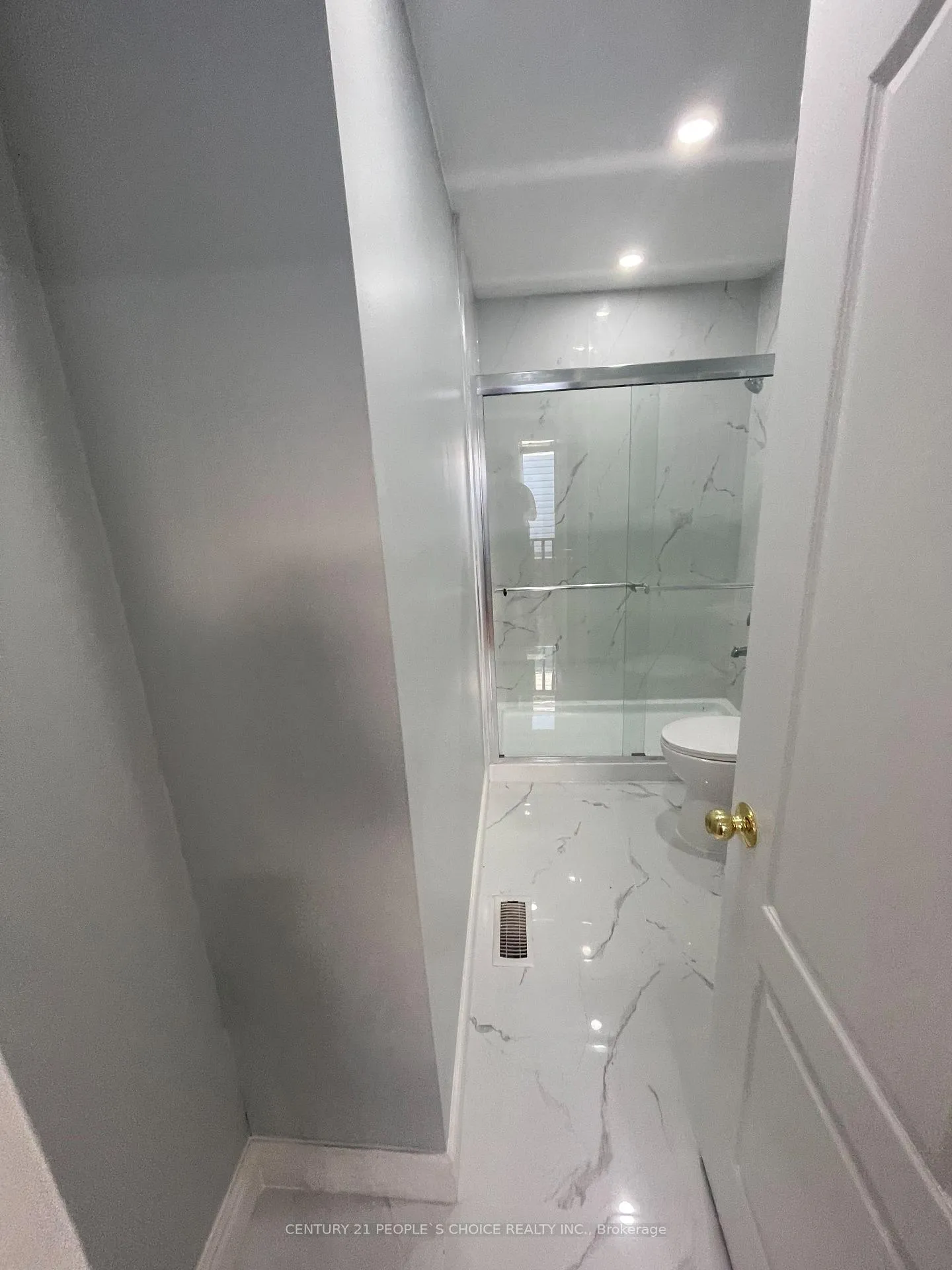 Photo 22 of Unit Upper, 169 Willow Park Drive, Brampton, Sandringham-Wellington — HOMEH