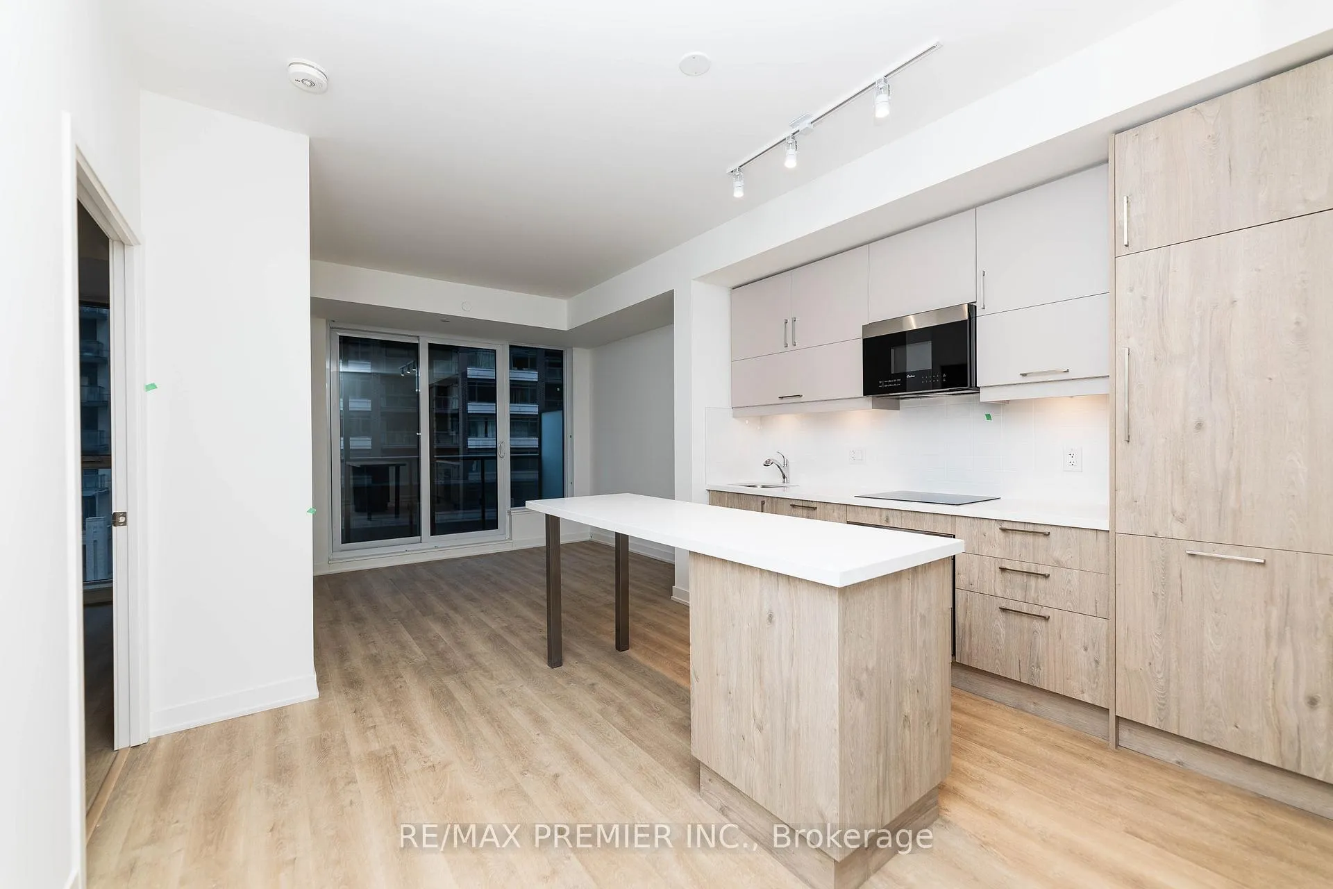 Photo 10 of Unit 622A, 8119 Birchmount Road, Markham, Unionville — HOMEH