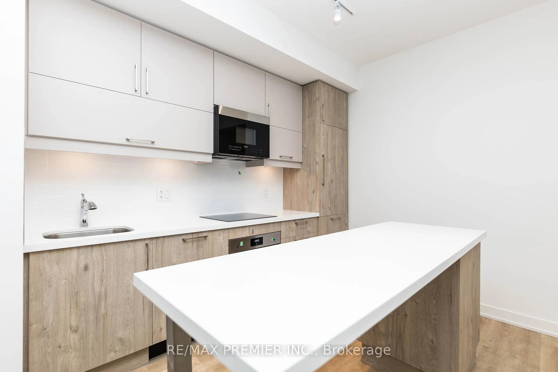 Photo 12 of Unit 622A, 8119 Birchmount Road, Markham, Unionville — HOMEH