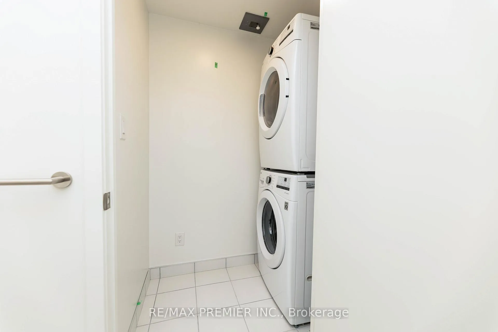 Photo 35 of Unit 622A, 8119 Birchmount Road, Markham, Unionville — HOMEH