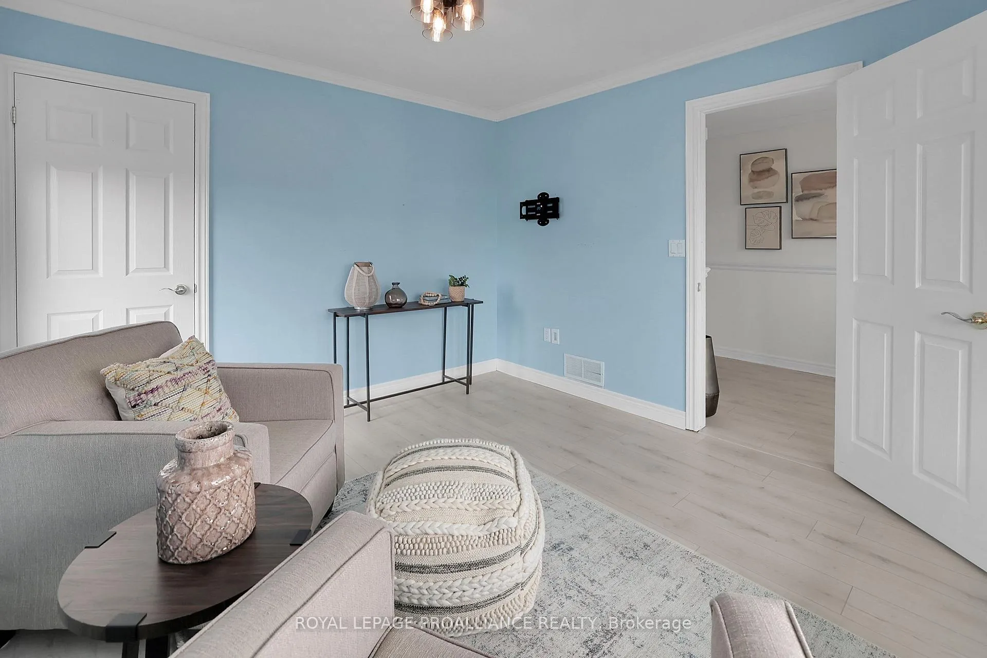Photo 8 of 131 Mills Road, Brighton — HOMEH
