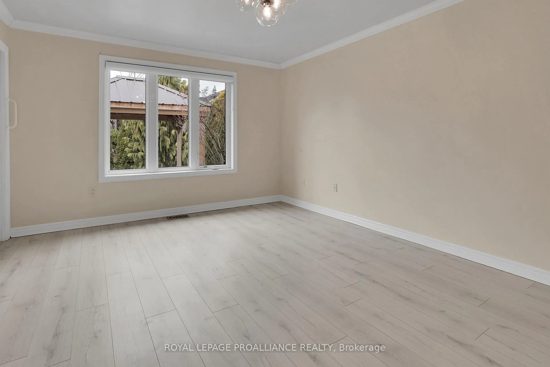 Photo 14 of 131 Mills Road, Brighton — HOMEH