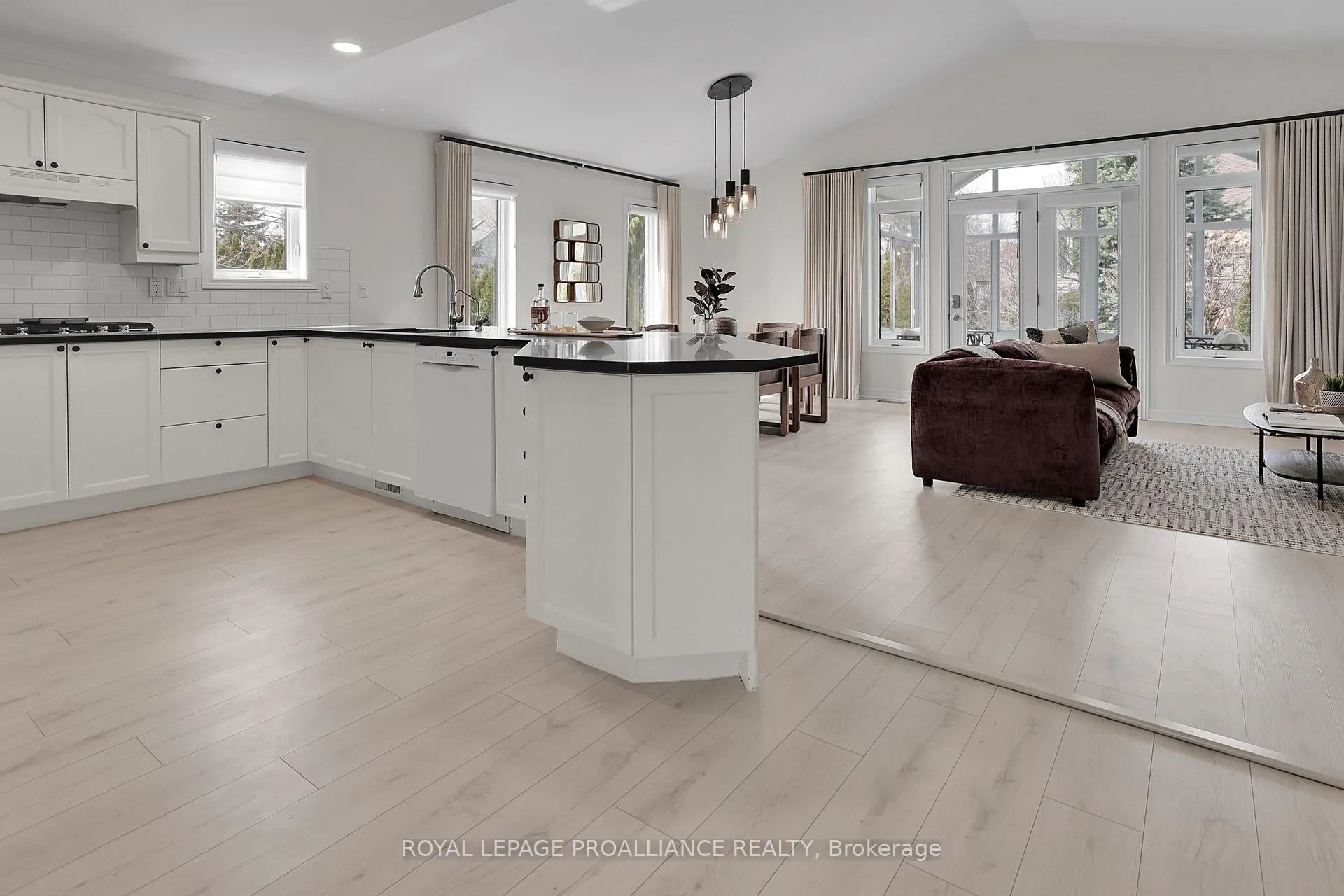 Photo 18 of 131 Mills Road, Brighton — HOMEH