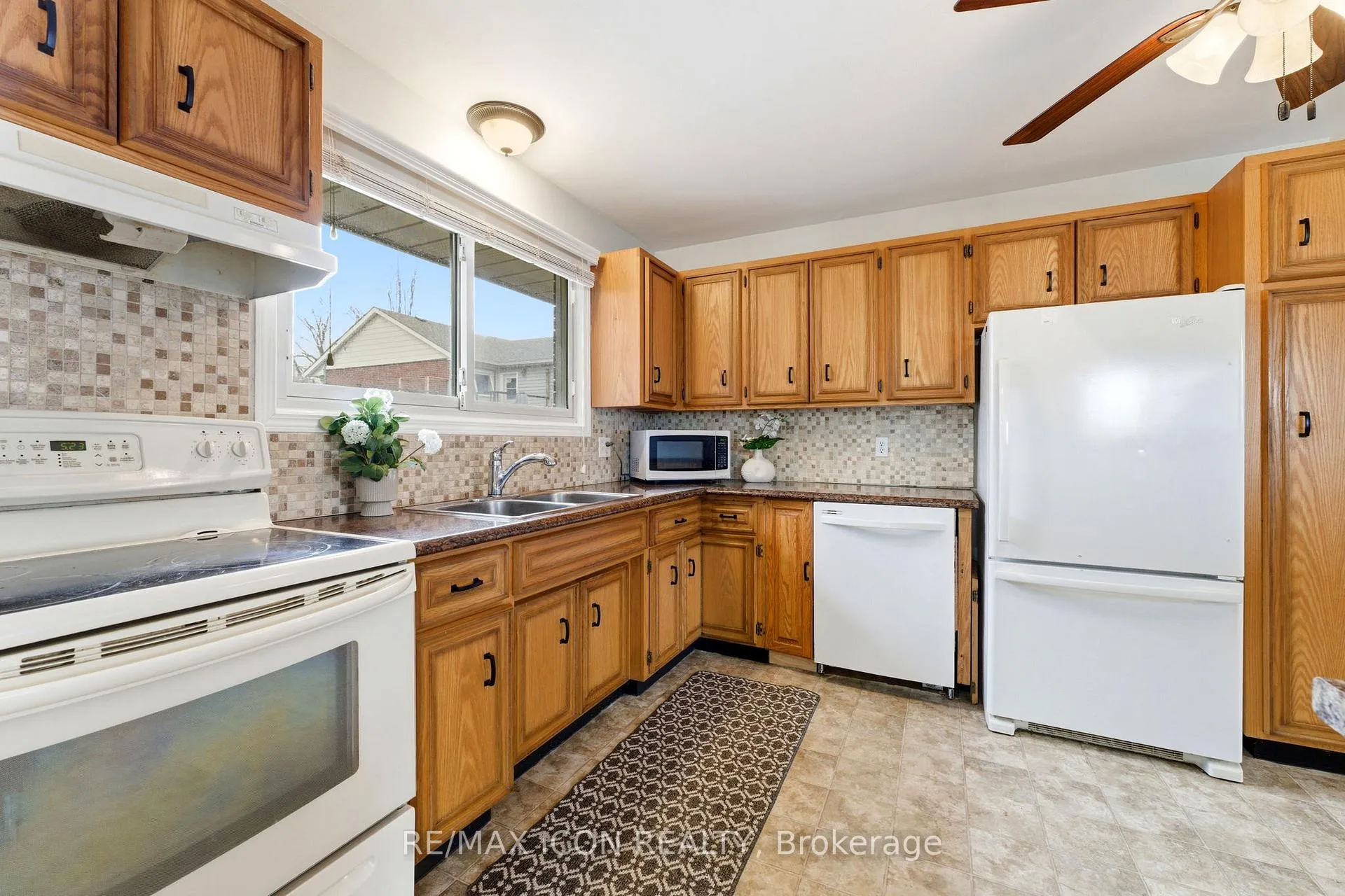 Photo 9 of 13 Greenwood Drive, Wilmot — HOMEH