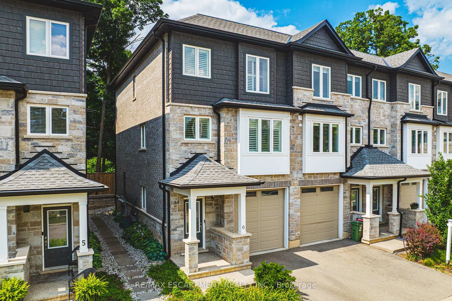 Photo 2 of Unit 6, 111 Wilson Street E, Hamilton, Ancaster — HOMEH