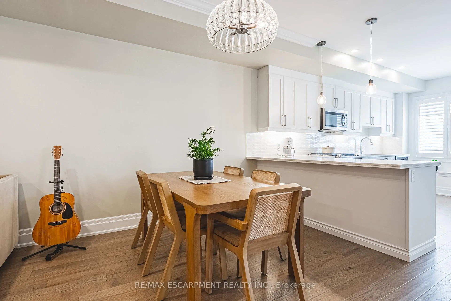 Photo 13 of Unit 6, 111 Wilson Street E, Hamilton, Ancaster — HOMEH