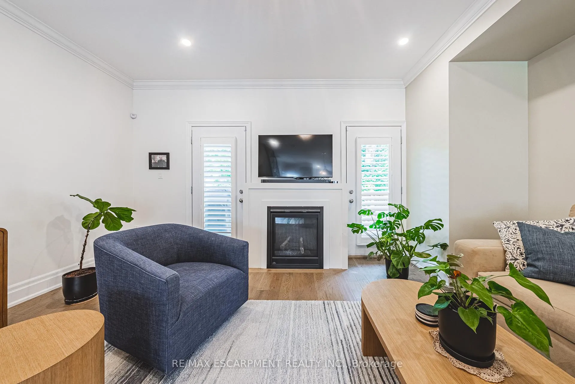 Photo 16 of Unit 6, 111 Wilson Street E, Hamilton, Ancaster — HOMEH