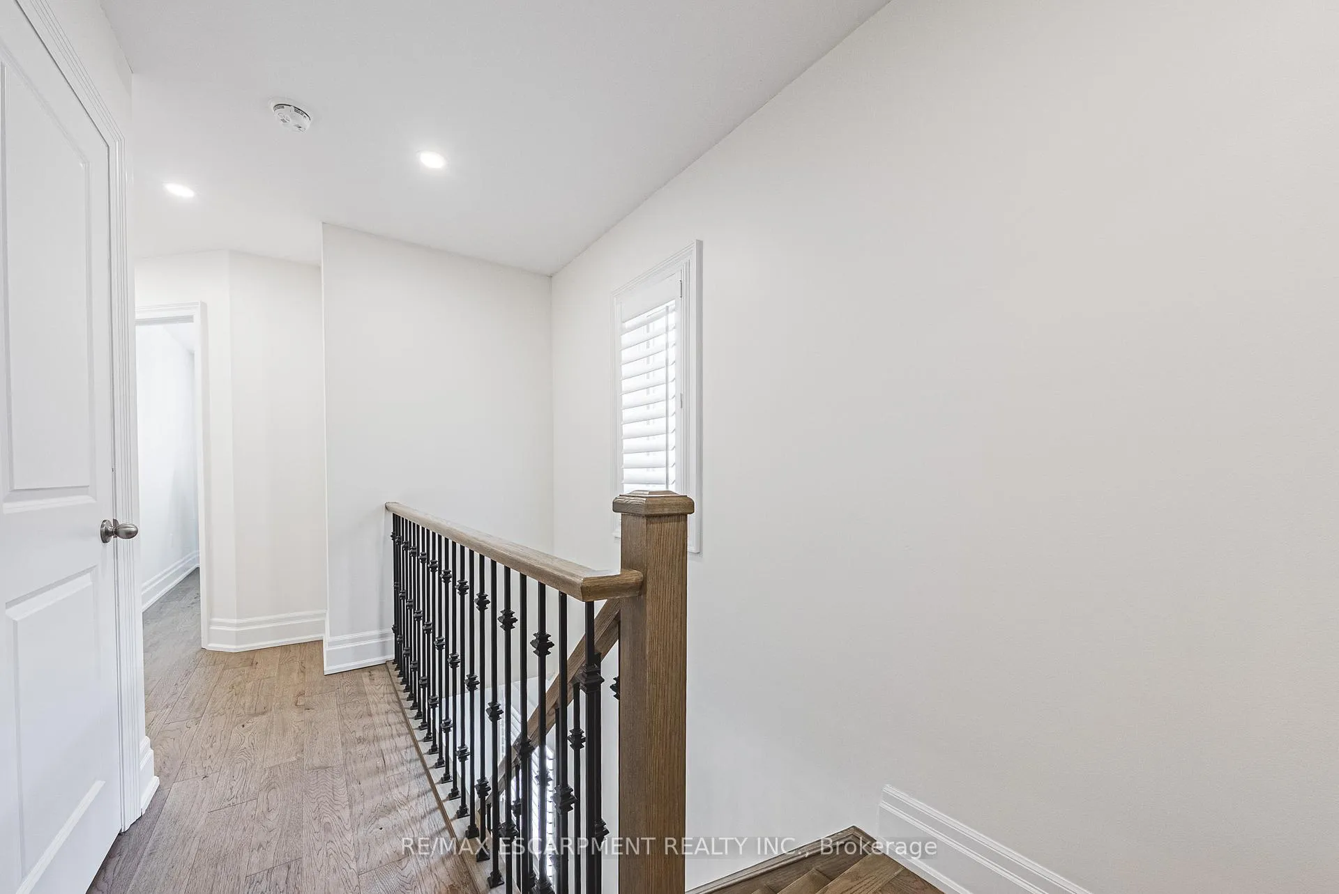 Photo 17 of Unit 6, 111 Wilson Street E, Hamilton, Ancaster — HOMEH