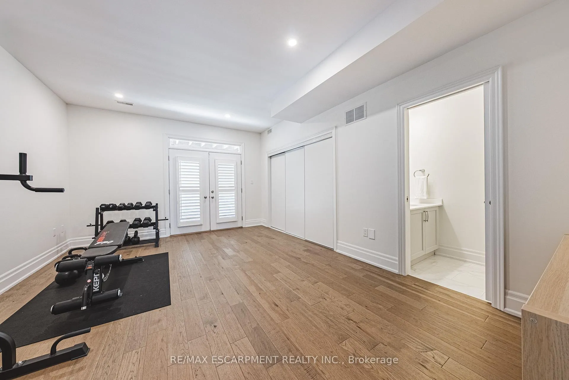 Photo 28 of Unit 6, 111 Wilson Street E, Hamilton, Ancaster — HOMEH