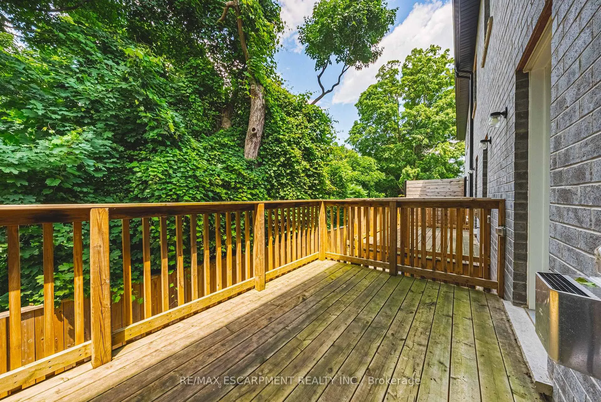 Photo 30 of Unit 6, 111 Wilson Street E, Hamilton, Ancaster — HOMEH