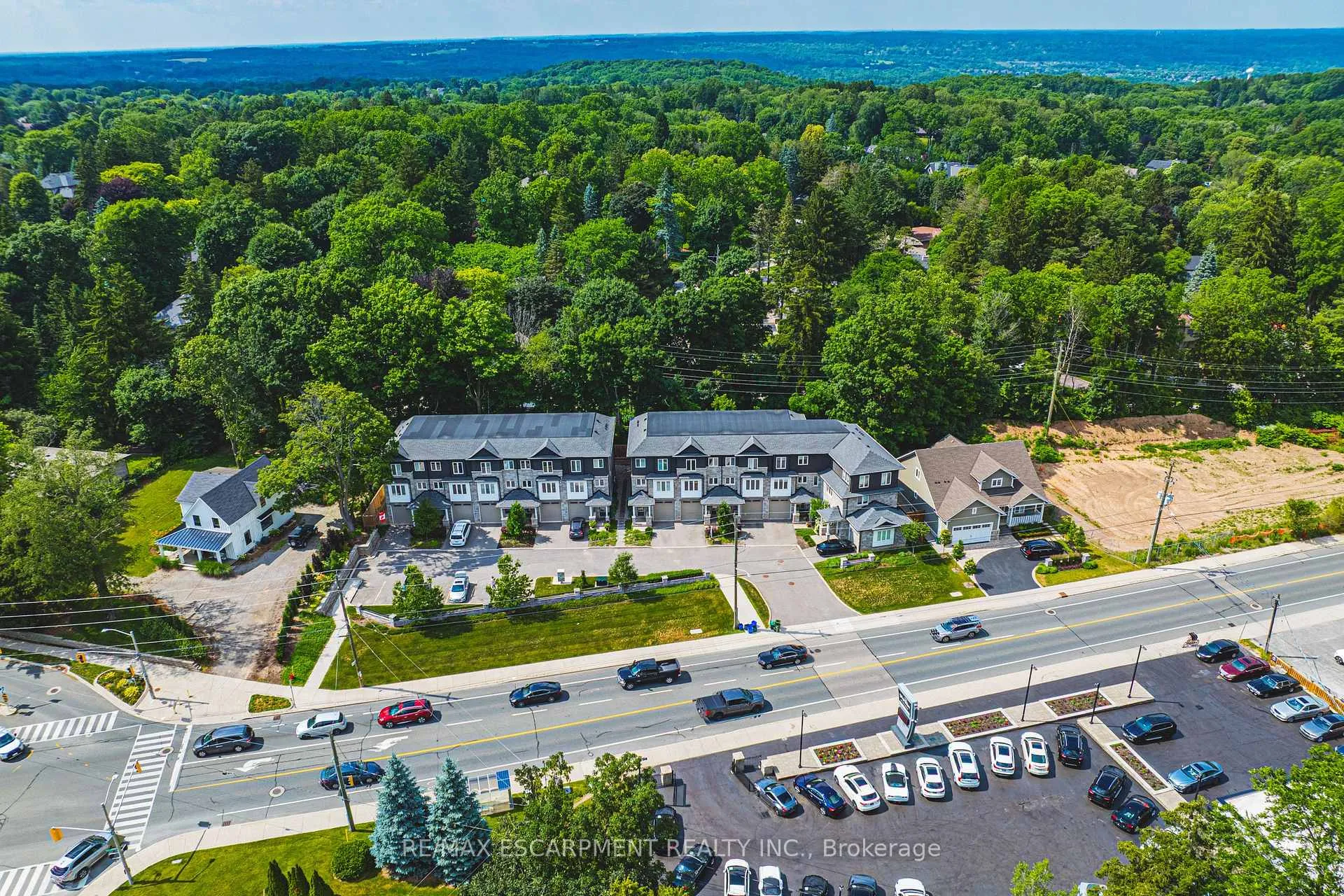 Photo 36 of Unit 6, 111 Wilson Street E, Hamilton, Ancaster — HOMEH