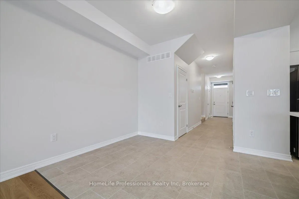 Photo 18 of 105 Elvira Way, Thorold, Rolling Meadows — HOMEH