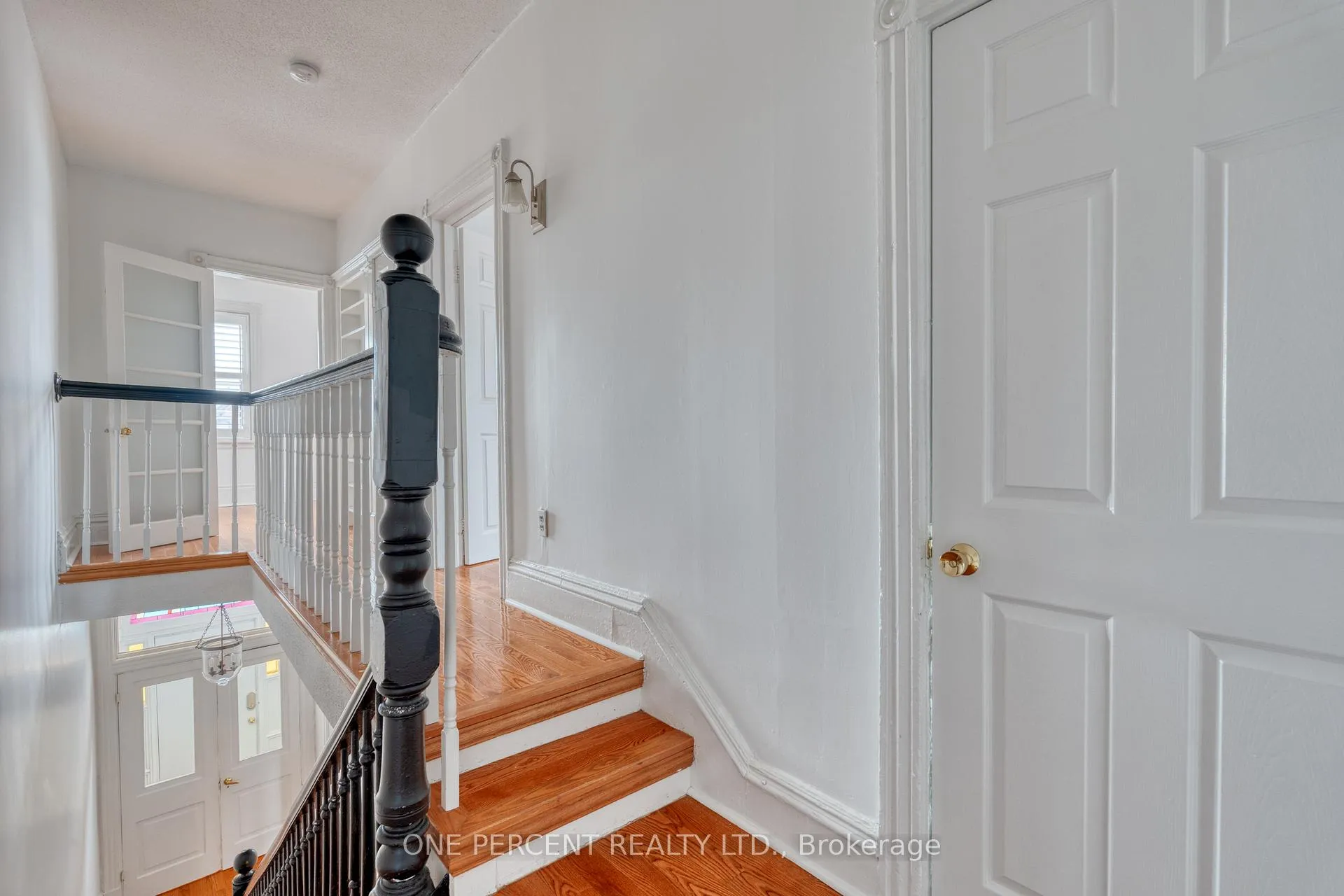 Photo 20 of 198 Bay Street N, Hamilton, Central — HOMEH