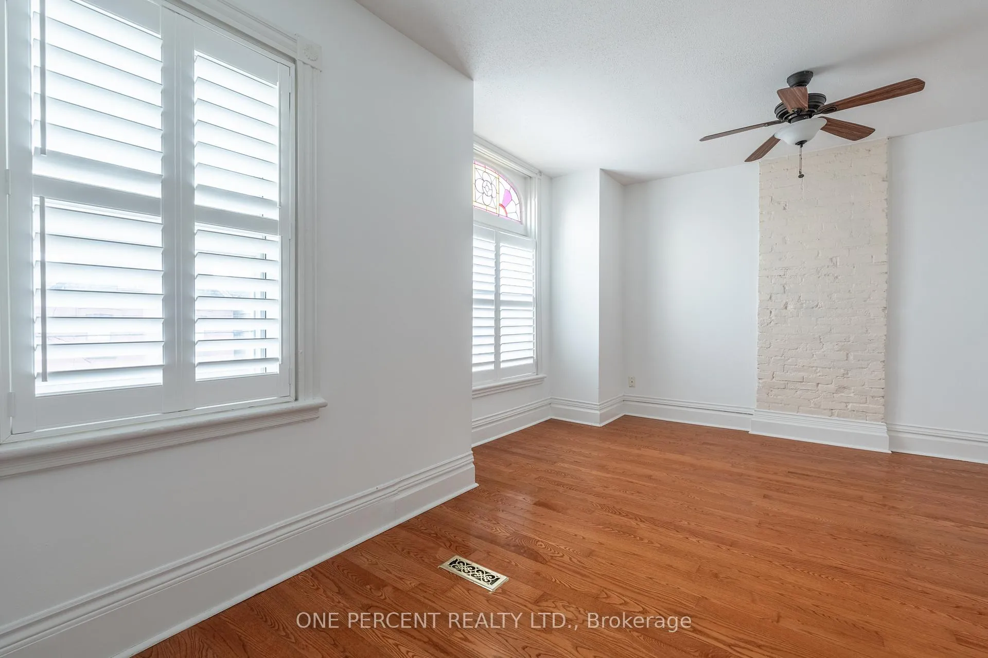 Photo 21 of 198 Bay Street N, Hamilton, Central — HOMEH