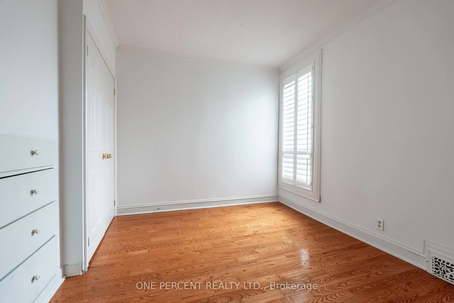 Photo 24 of 198 Bay Street N, Hamilton, Central — HOMEH