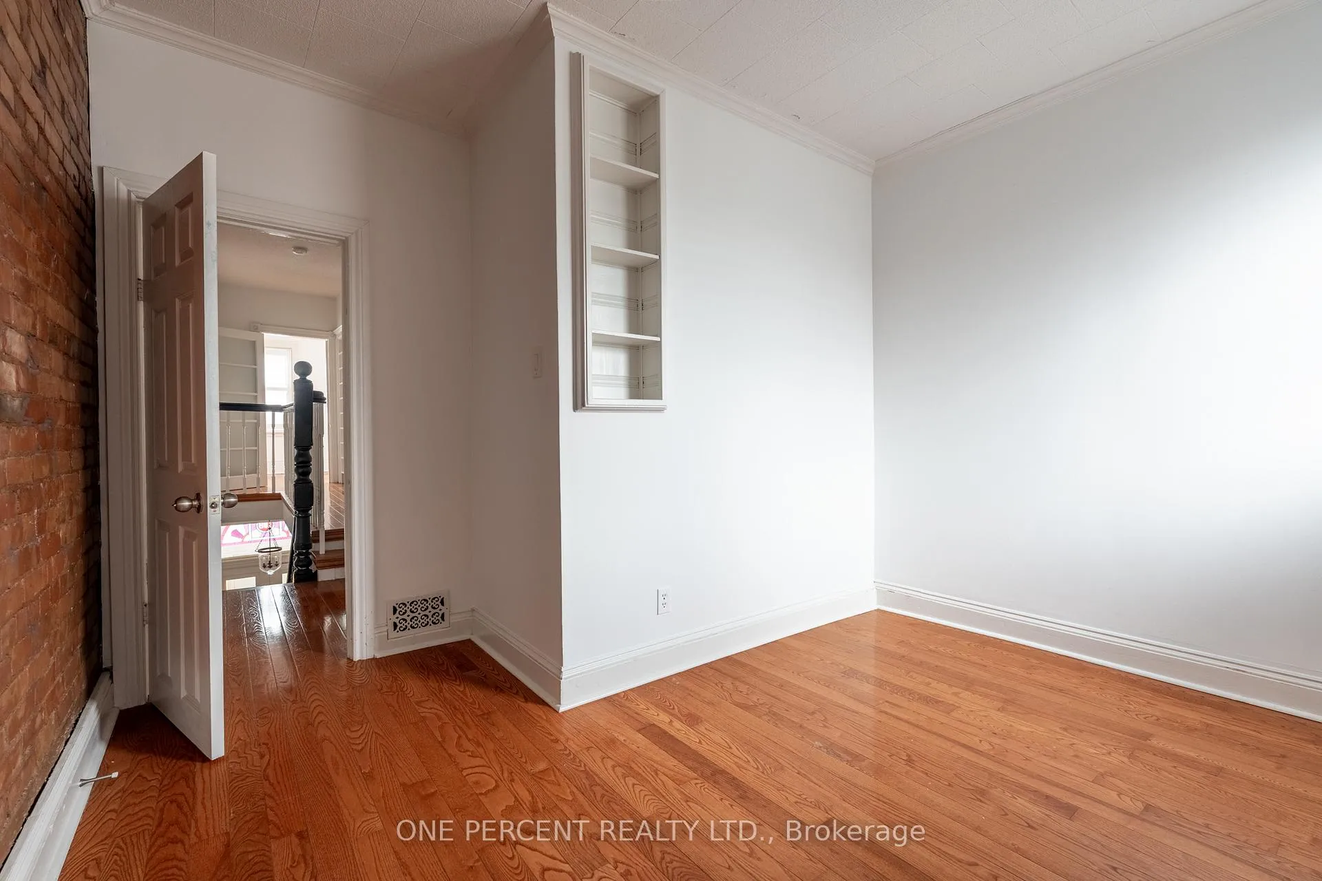 Photo 27 of 198 Bay Street N, Hamilton, Central — HOMEH