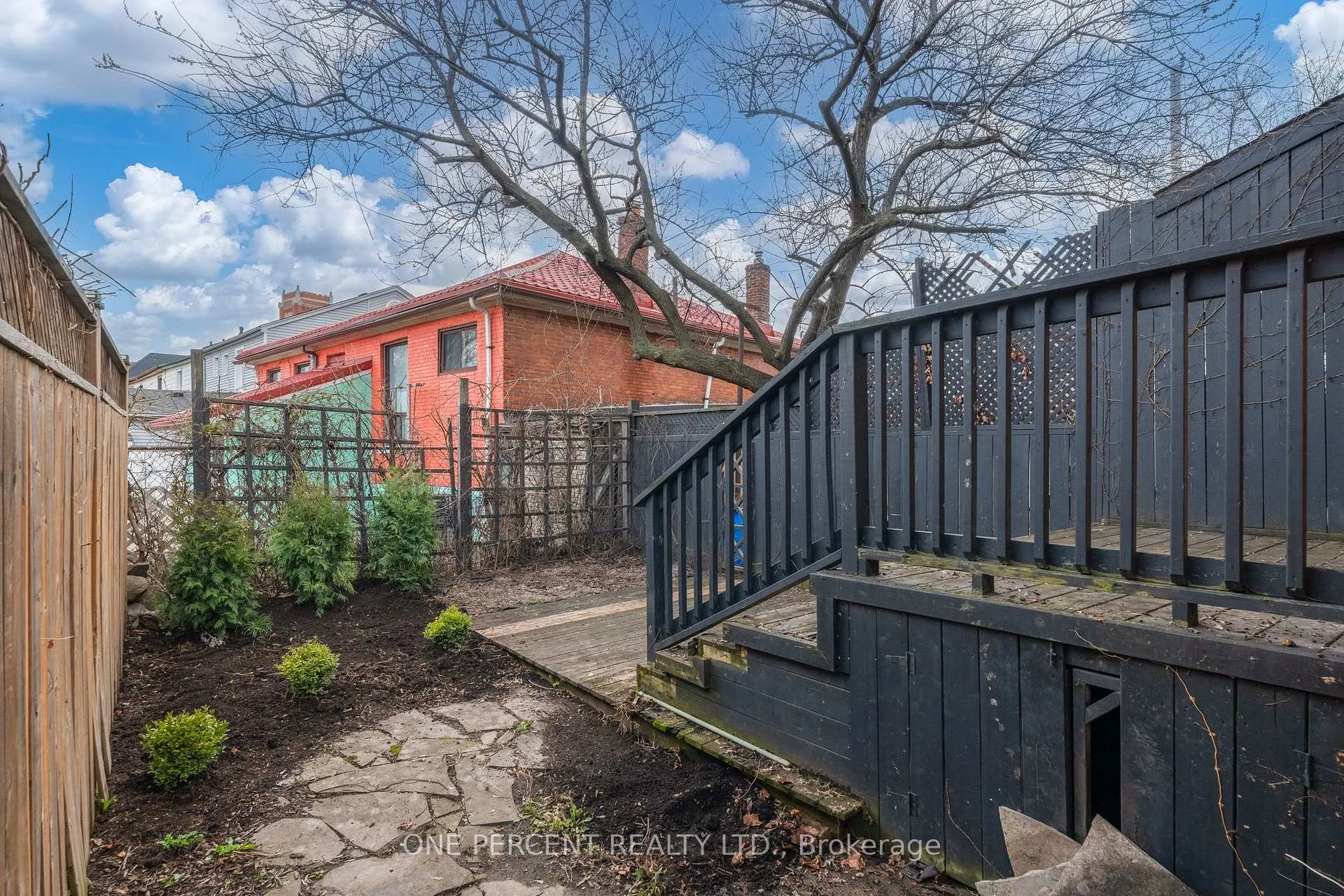 Photo 33 of 198 Bay Street N, Hamilton, Central — HOMEH