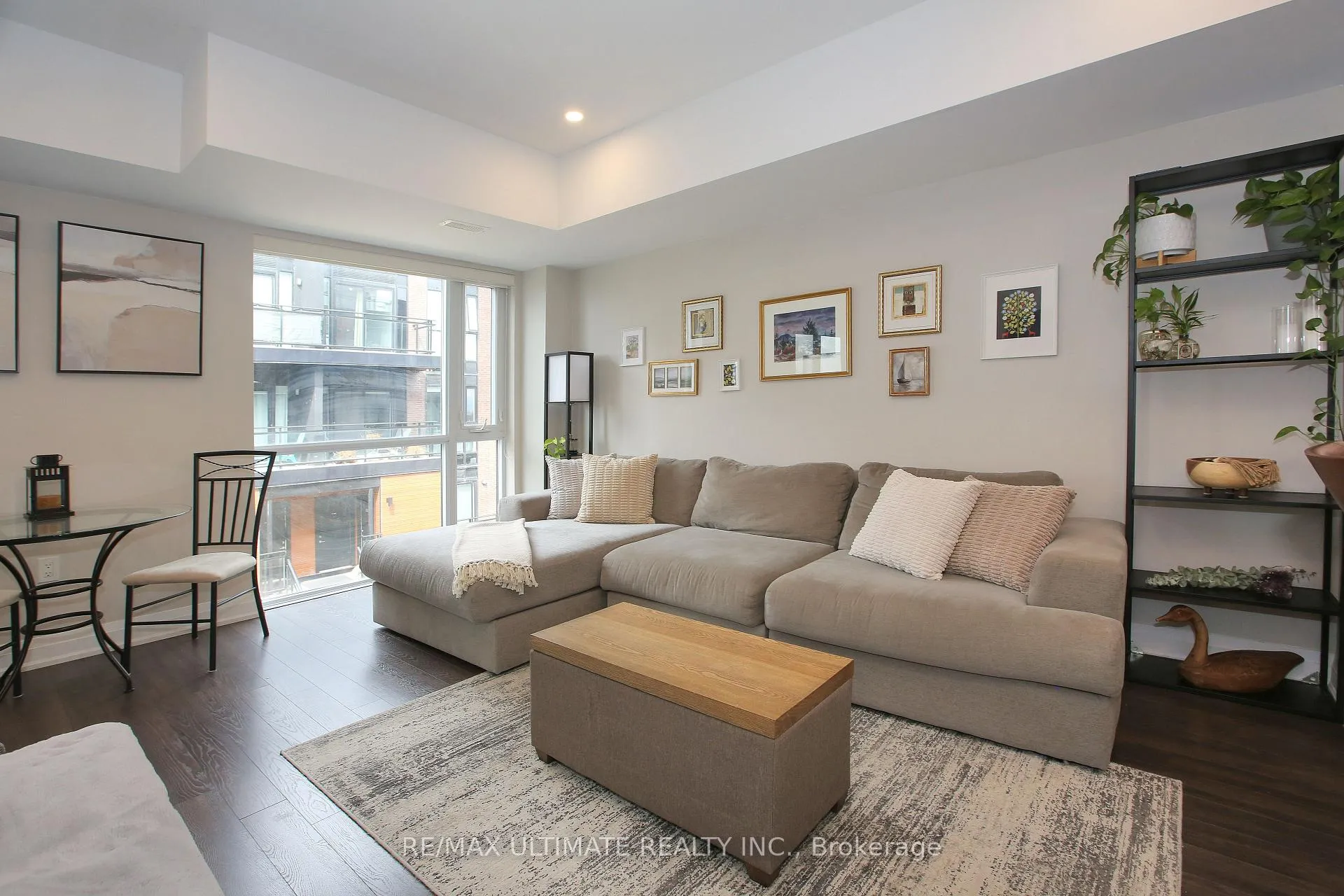 Photo 4 of Unit E403, 52 Coles Avenue, Vaughan, Vaughan Grove — HOMEH