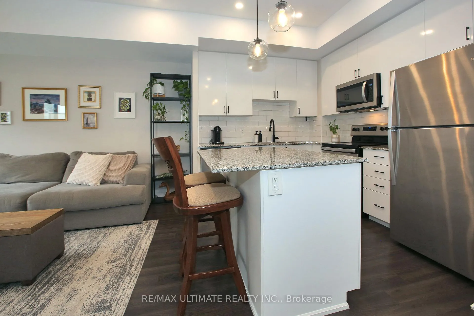 Photo 7 of Unit E403, 52 Coles Avenue, Vaughan, Vaughan Grove — HOMEH