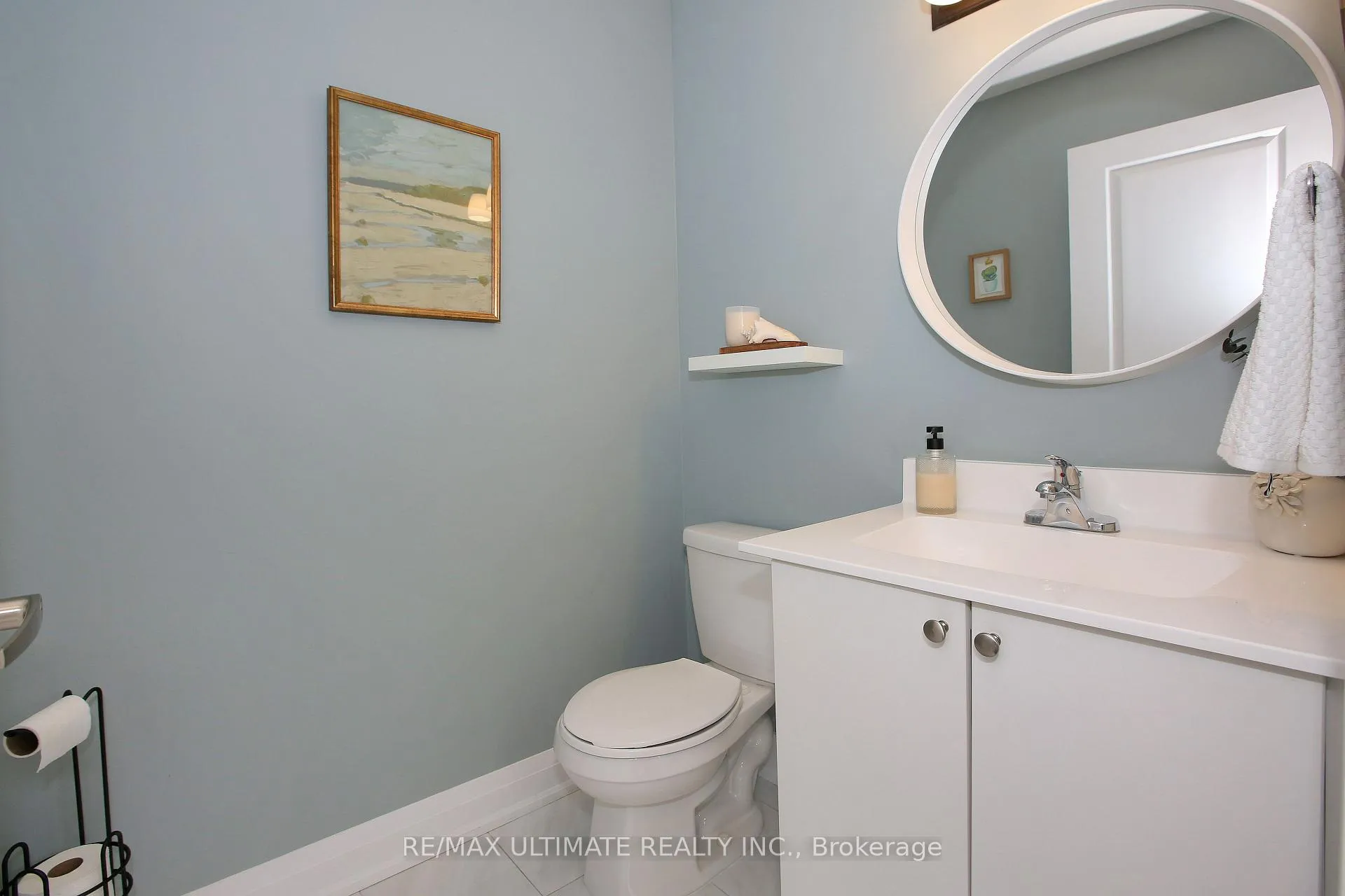 Photo 10 of Unit E403, 52 Coles Avenue, Vaughan, Vaughan Grove — HOMEH