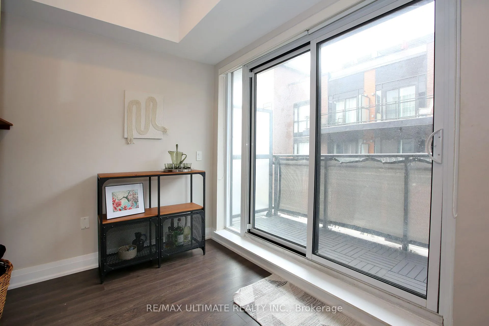 Photo 11 of Unit E403, 52 Coles Avenue, Vaughan, Vaughan Grove — HOMEH