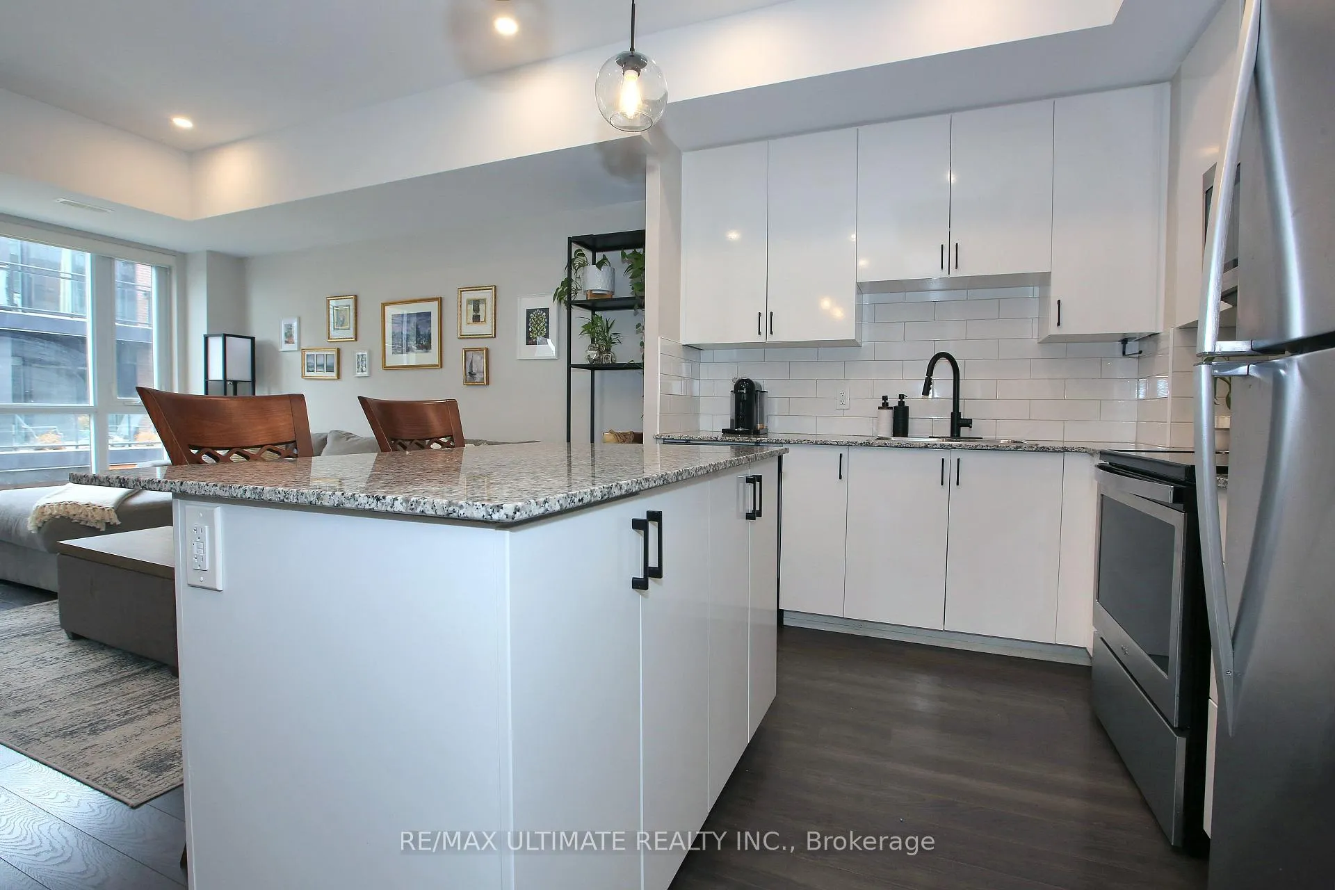 Photo 14 of Unit E403, 52 Coles Avenue, Vaughan, Vaughan Grove — HOMEH