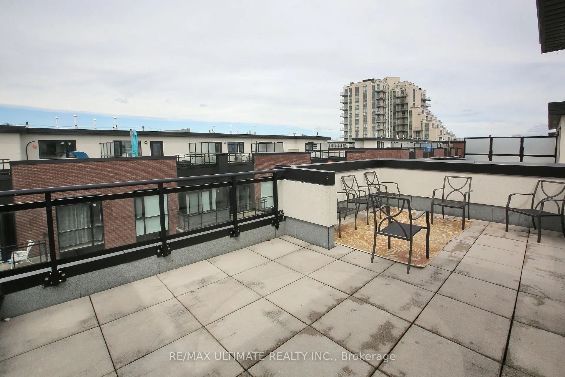 Photo 23 of Unit E403, 52 Coles Avenue, Vaughan, Vaughan Grove — HOMEH