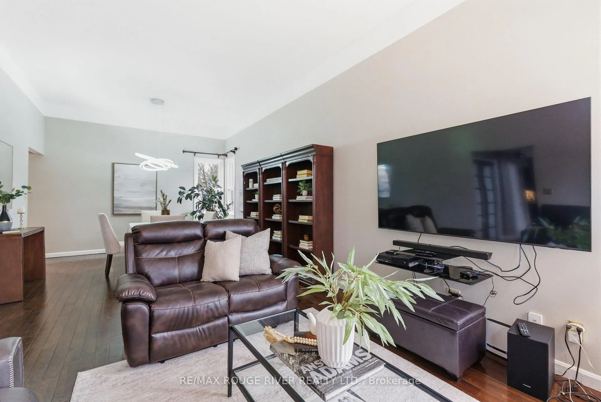 Photo 6 of 209 Darcy Street, Oshawa, Centennial — HOMEH