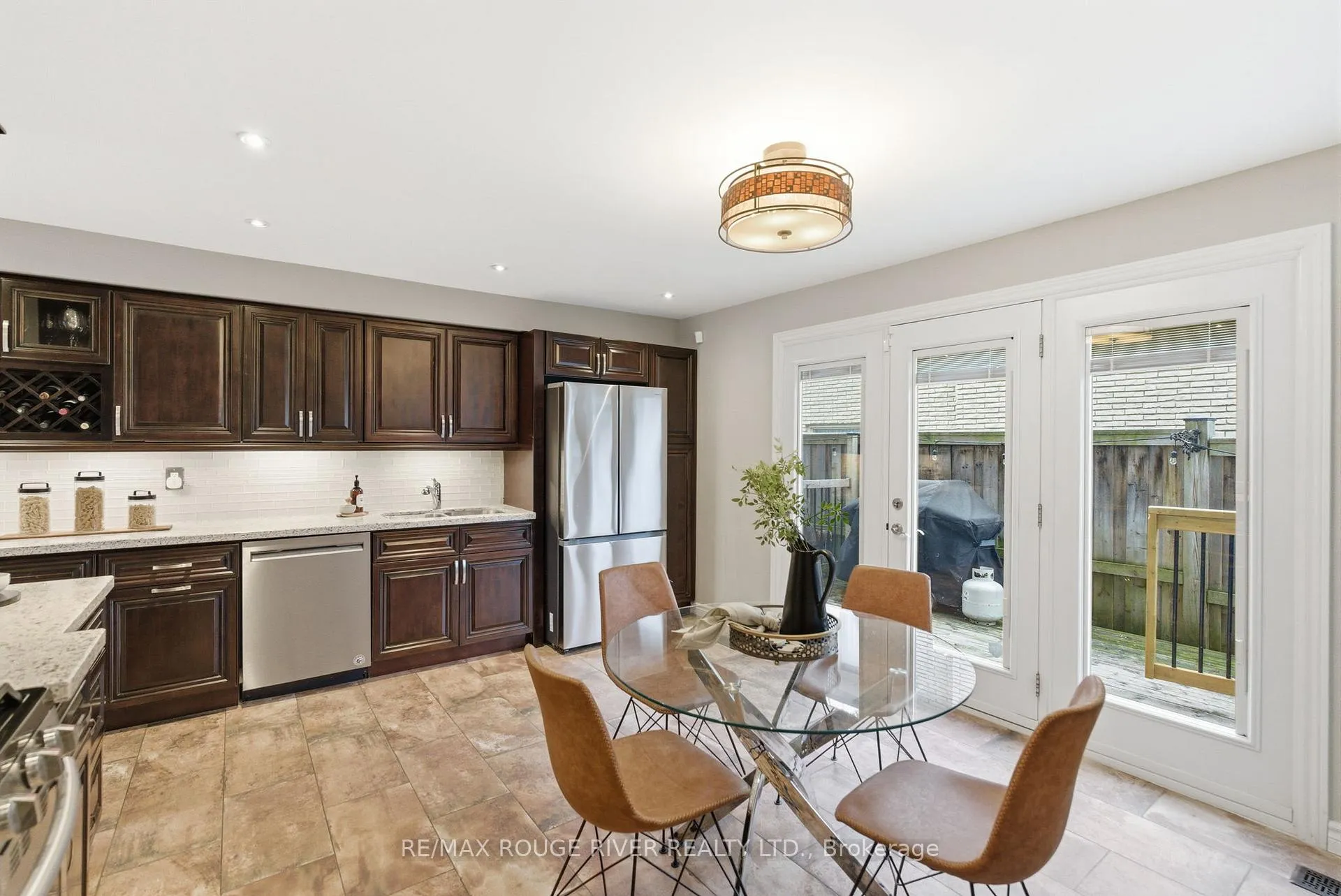 Photo 11 of 209 Darcy Street, Oshawa, Centennial — HOMEH