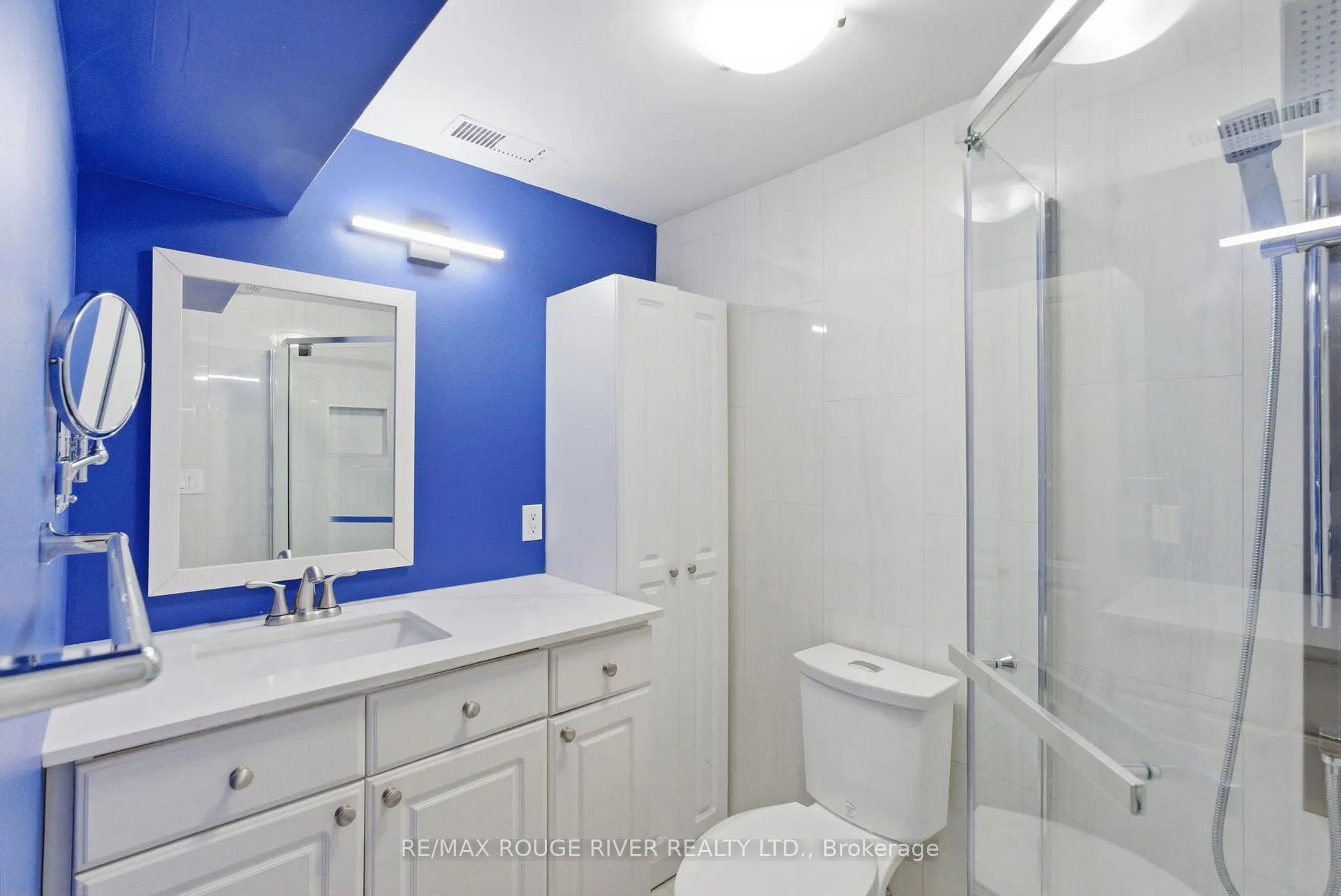 Photo 36 of 209 Darcy Street, Oshawa, Centennial — HOMEH