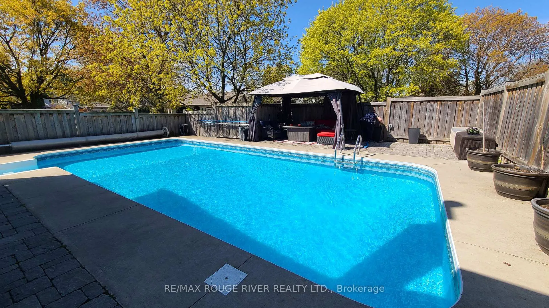 Photo 38 of 209 Darcy Street, Oshawa, Centennial — HOMEH