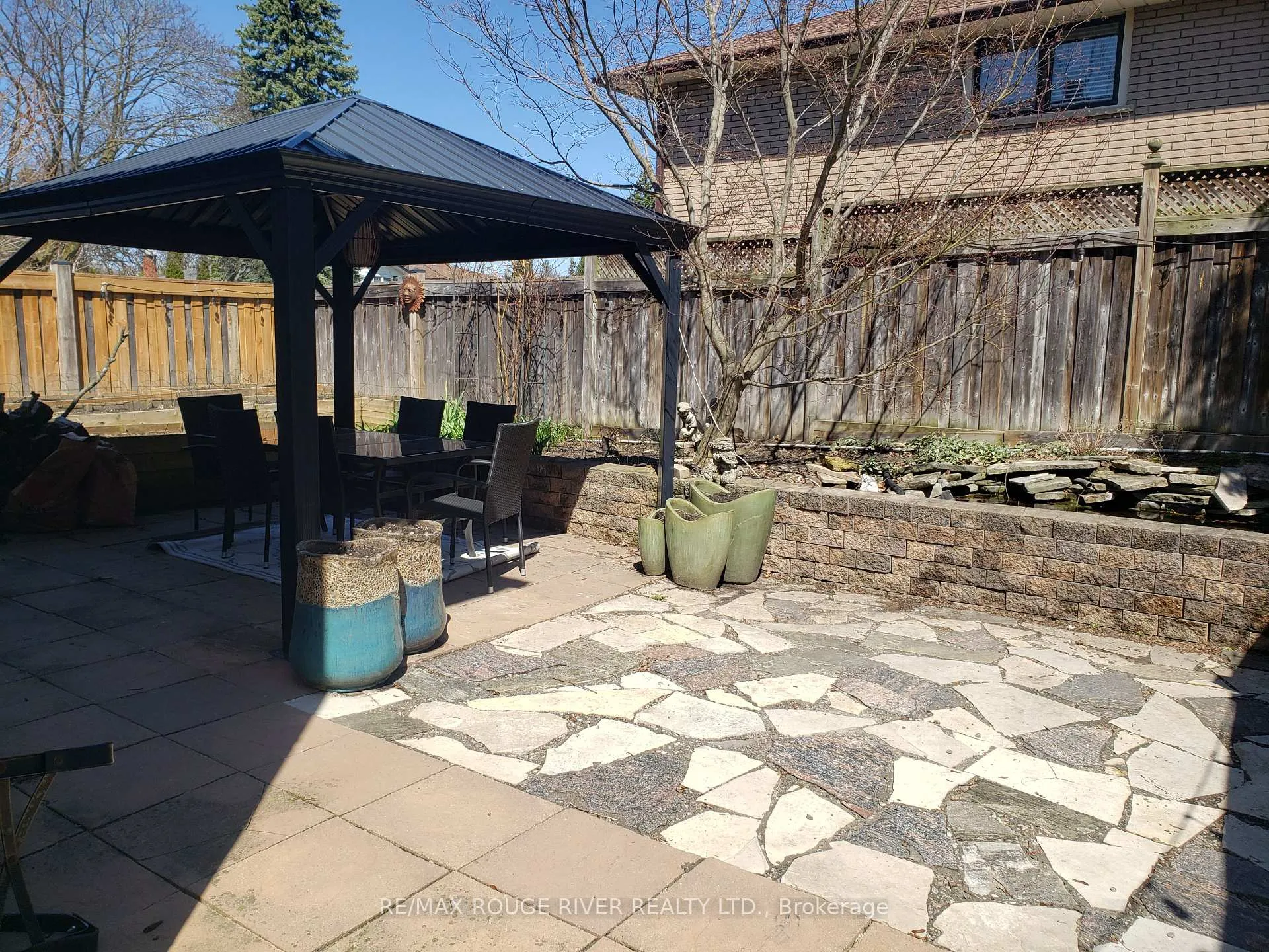 Photo 44 of 209 Darcy Street, Oshawa, Centennial — HOMEH