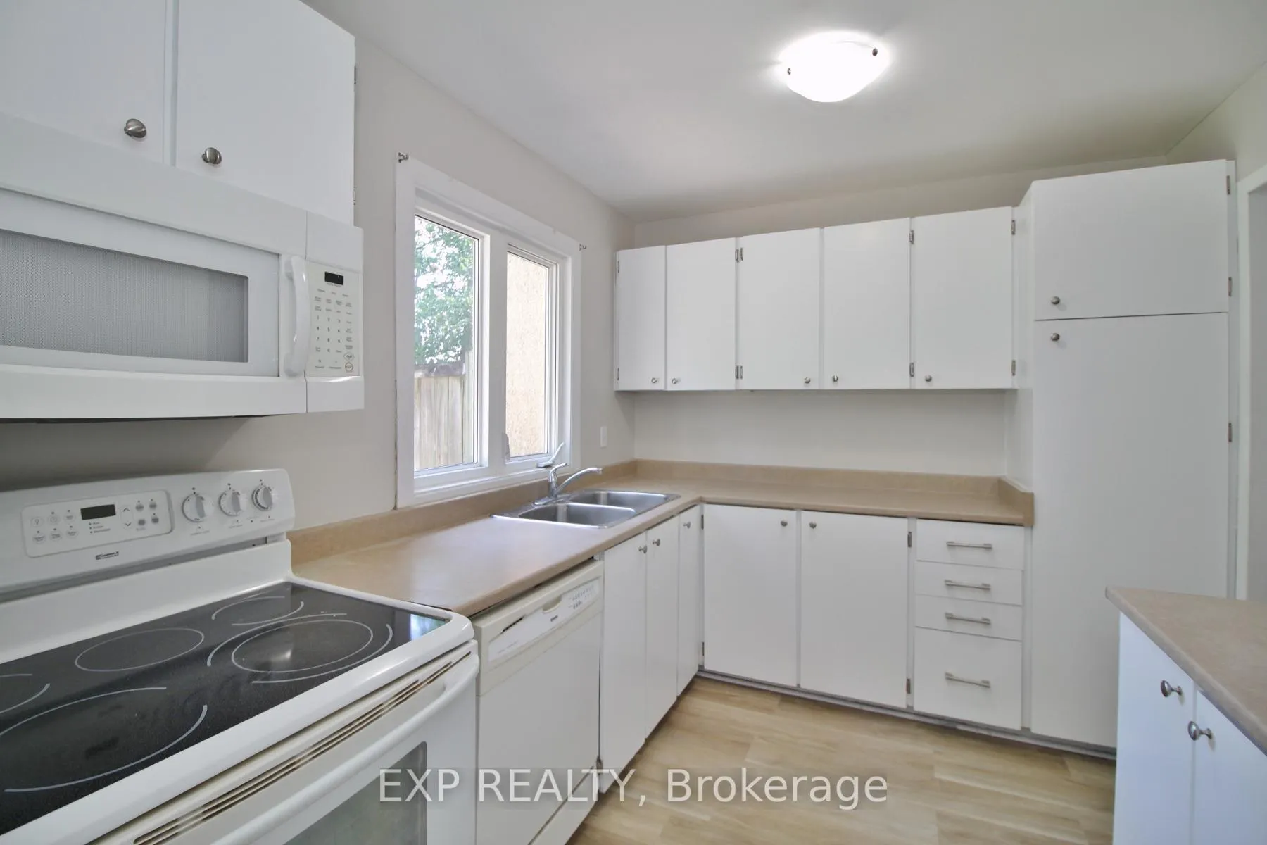 Photo 11 of Unit 52, 3691 Albion Road, Ottawa, Sawmill Creek/Timbermill — HOMEH