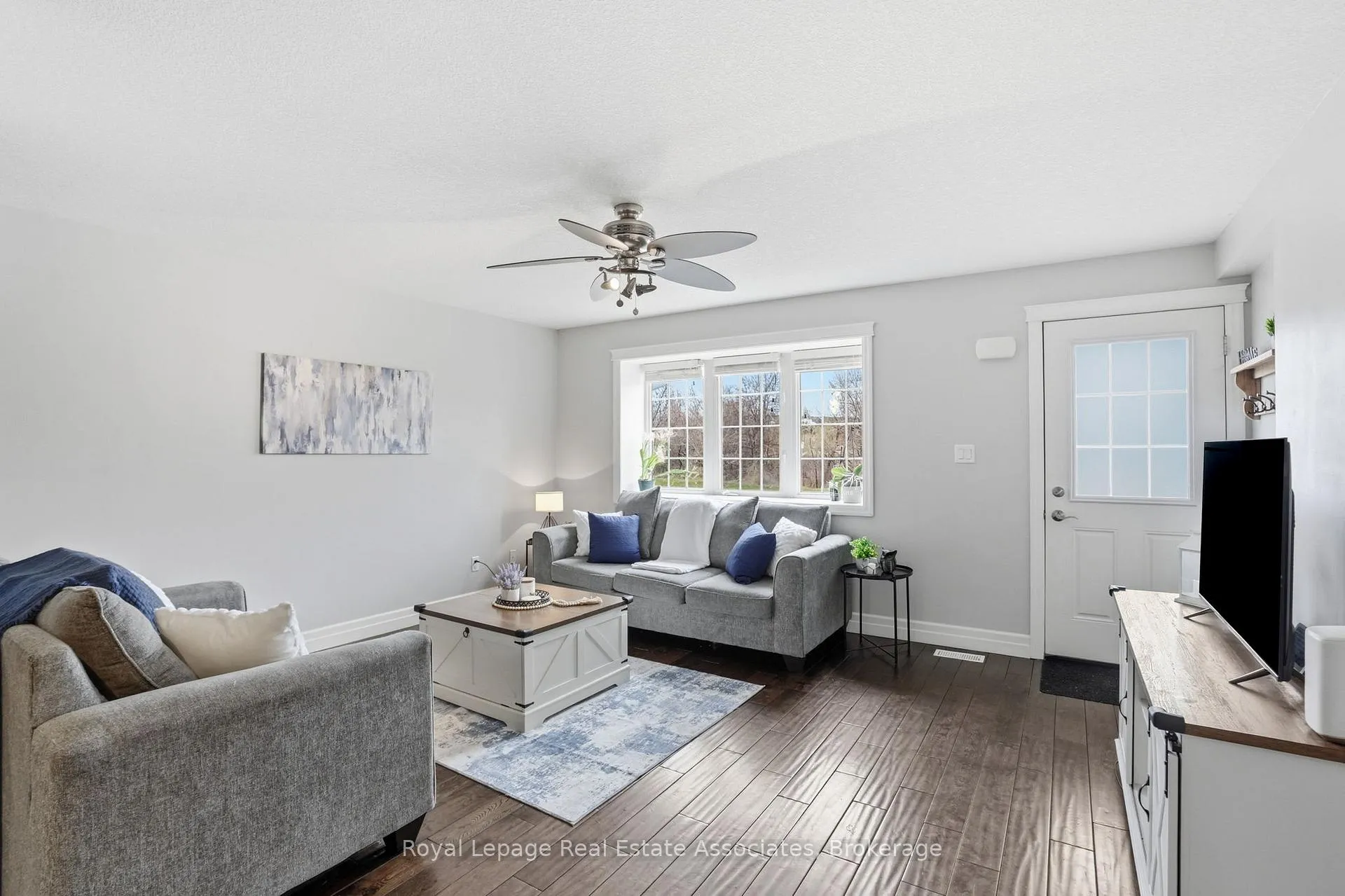 Photo 6 of Unit 16, 275 Old Huron Road, Kitchener — HOMEH
