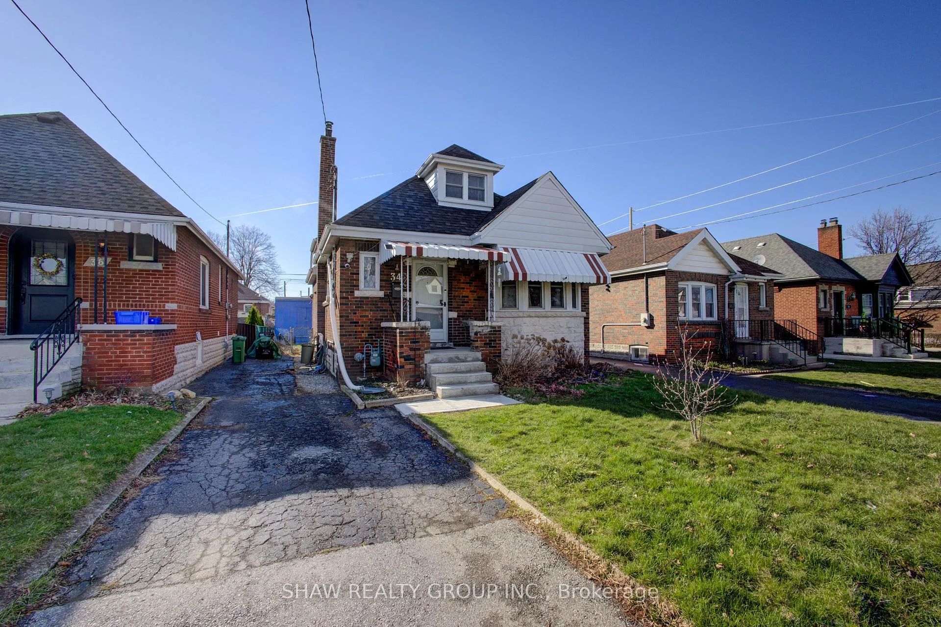 Photo 4 of 34 Barons Avenue S, Hamilton, Bartonville — HOMEH