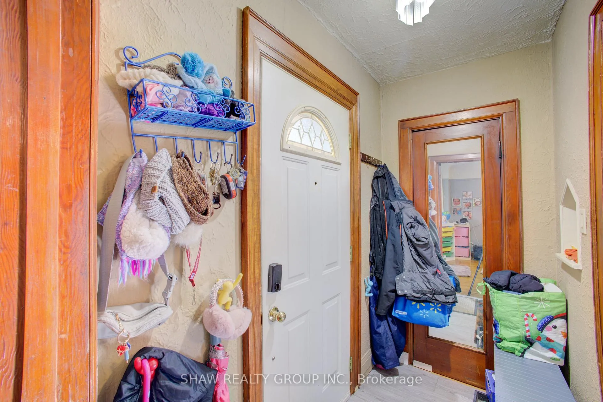 Photo 7 of 34 Barons Avenue S, Hamilton, Bartonville — HOMEH