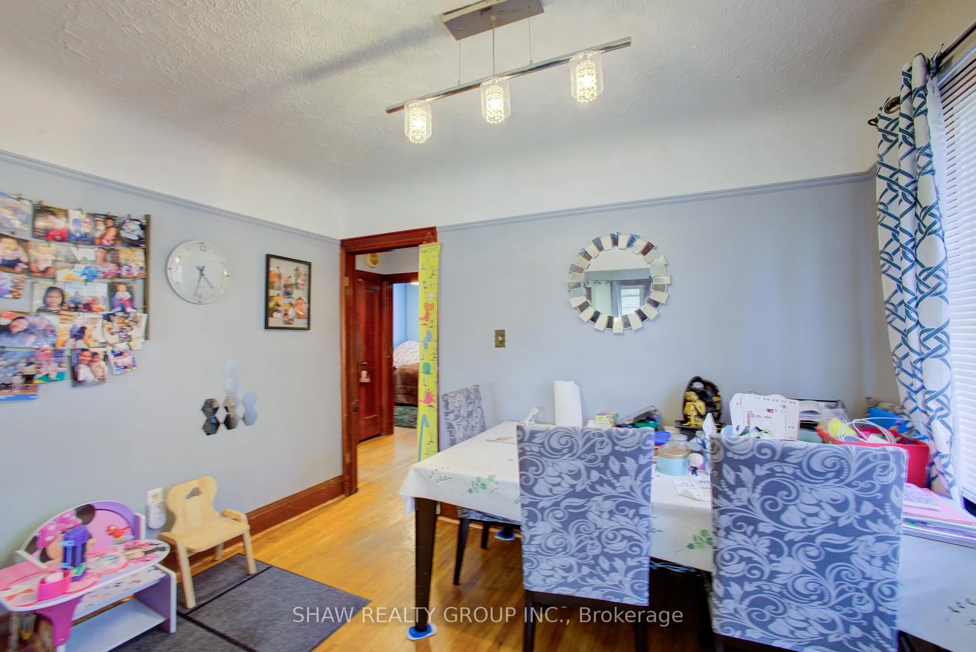 Photo 13 of 34 Barons Avenue S, Hamilton, Bartonville — HOMEH