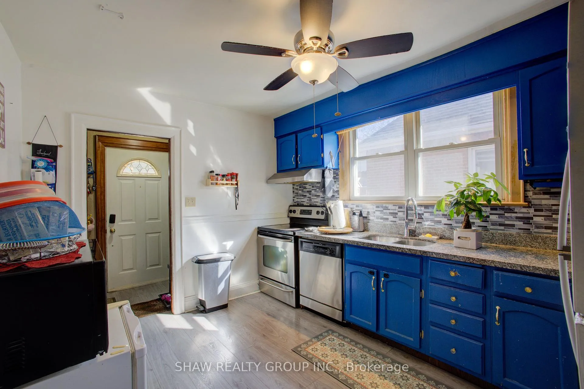 Photo 17 of 34 Barons Avenue S, Hamilton, Bartonville — HOMEH