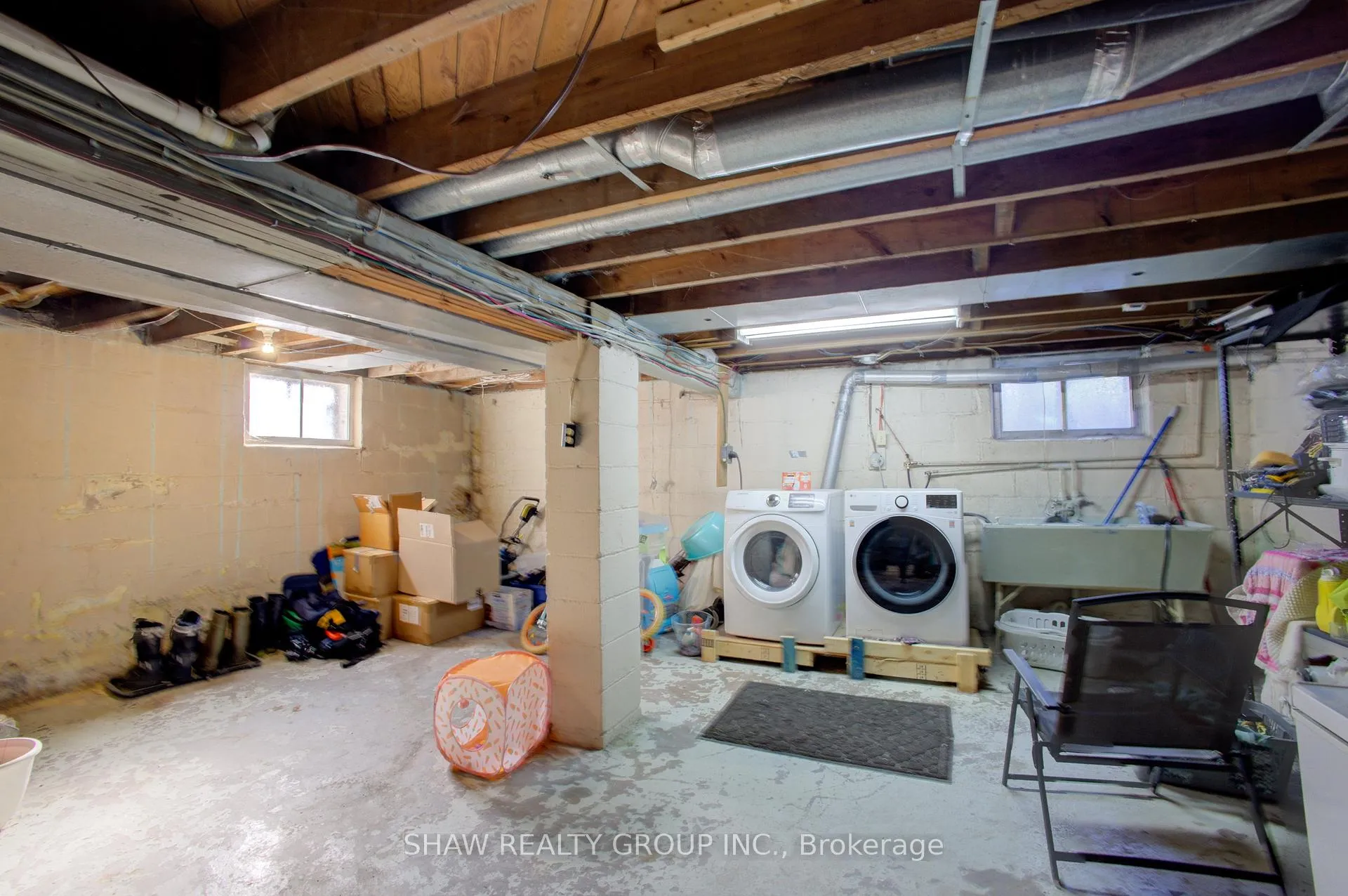 Photo 23 of 34 Barons Avenue S, Hamilton, Bartonville — HOMEH