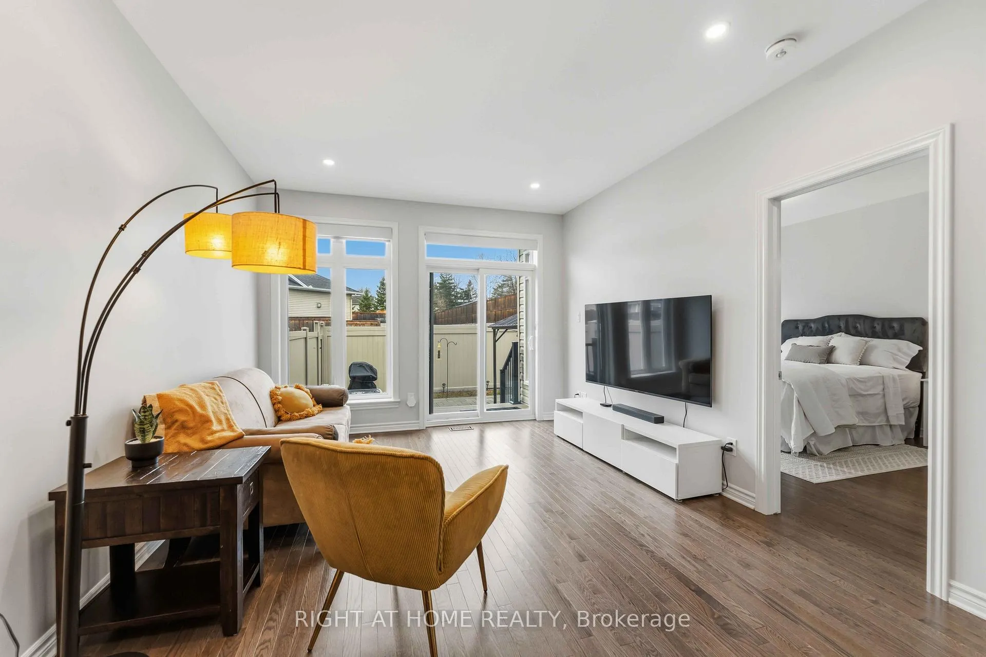 Photo 10 of 14 Kayenta Street, Ottawa, Remainder of Stittsville & Area — HOMEH