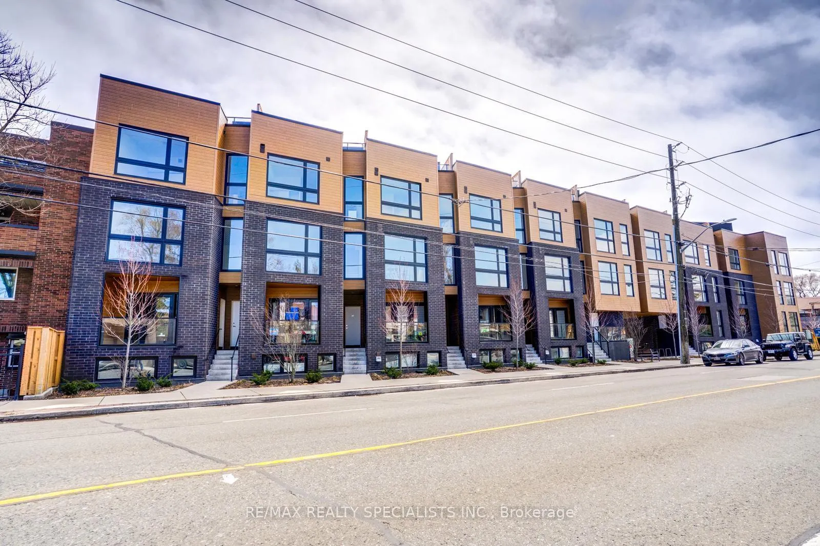 Front of Unit 50, 35 Birchcliff Avenue