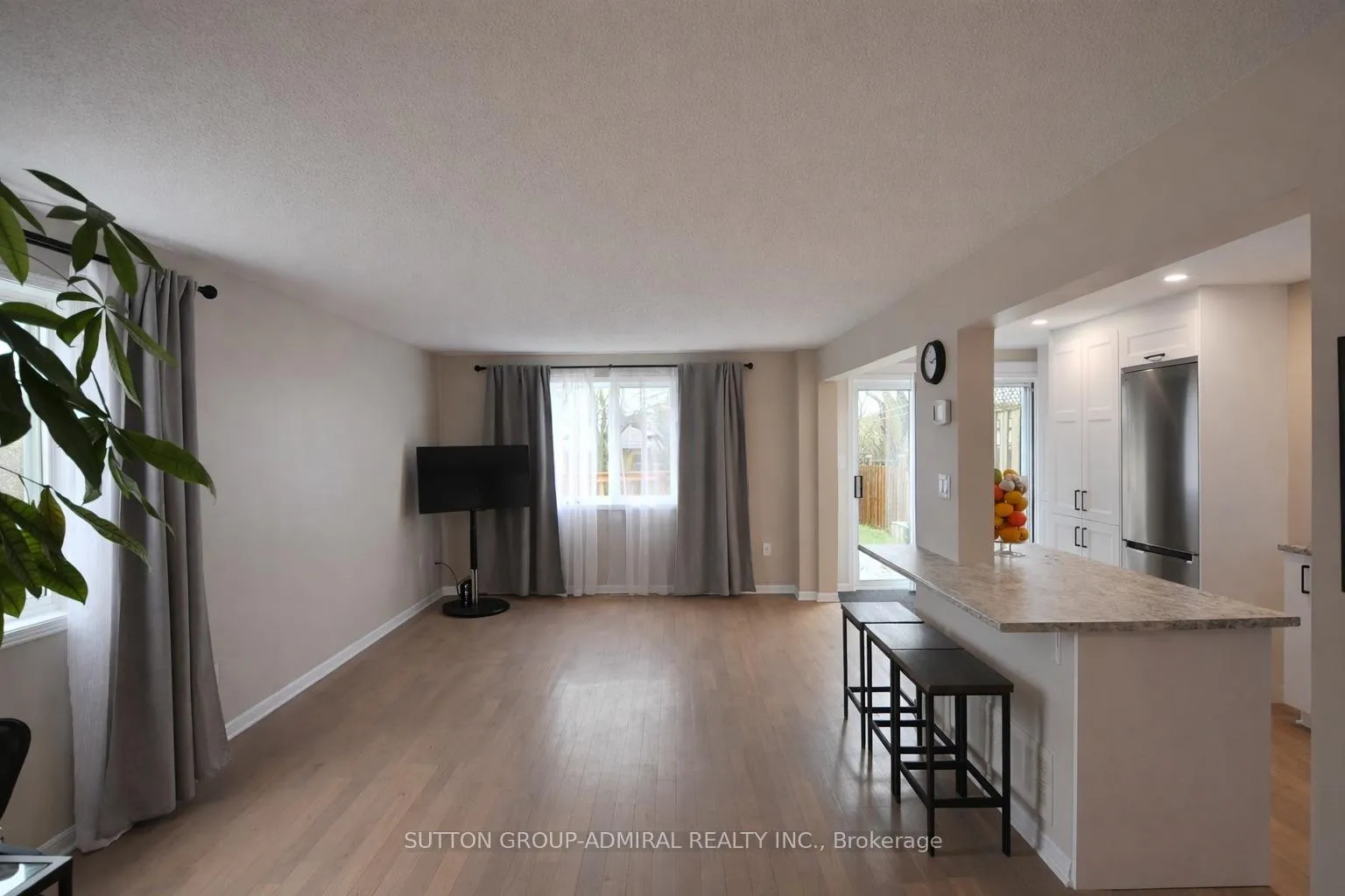 Photo 44 of 133 Columbia Road, Barrie, Holly — HOMEH