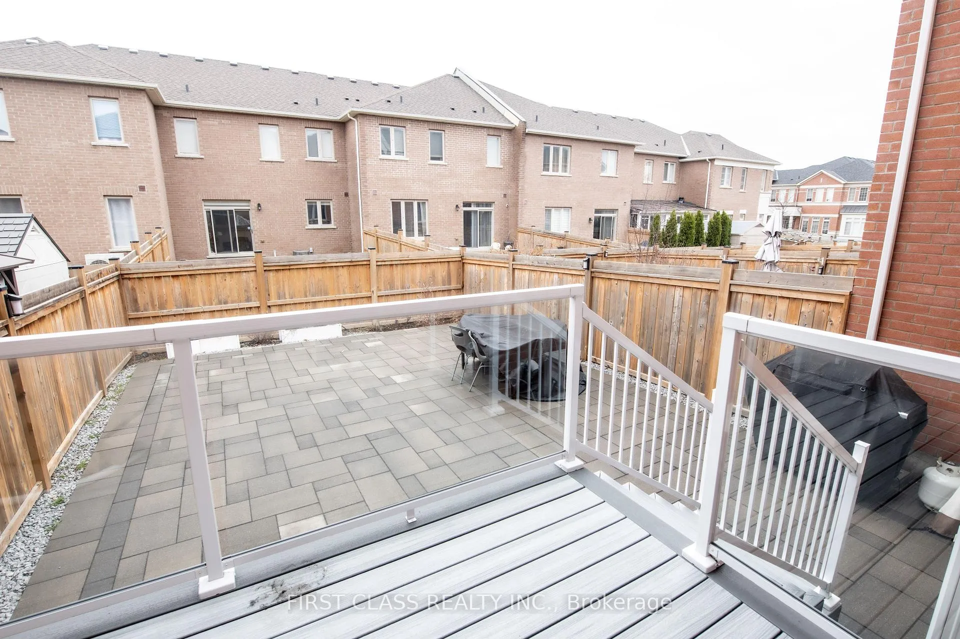 Photo 4 of 79 Decast Crescent, Markham, Box Grove — HOMEH