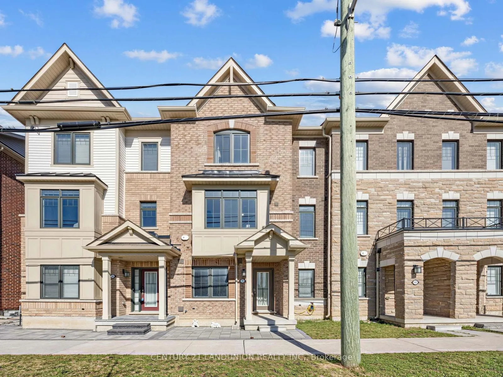 Front of 10941 Victoria Square Boulevard