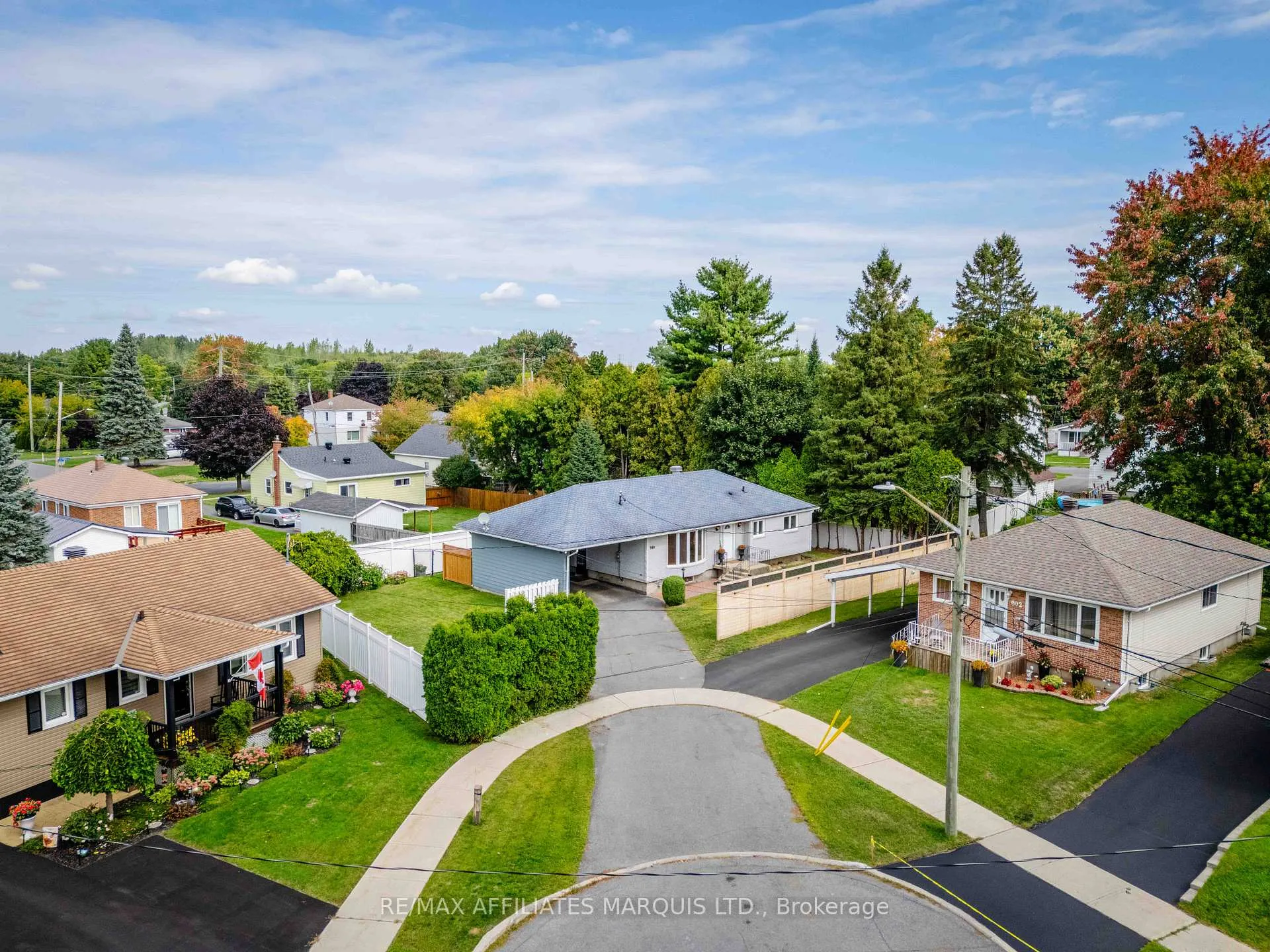 Photo 3 of 900 Osborne Avenue, Cornwall — HOMEH