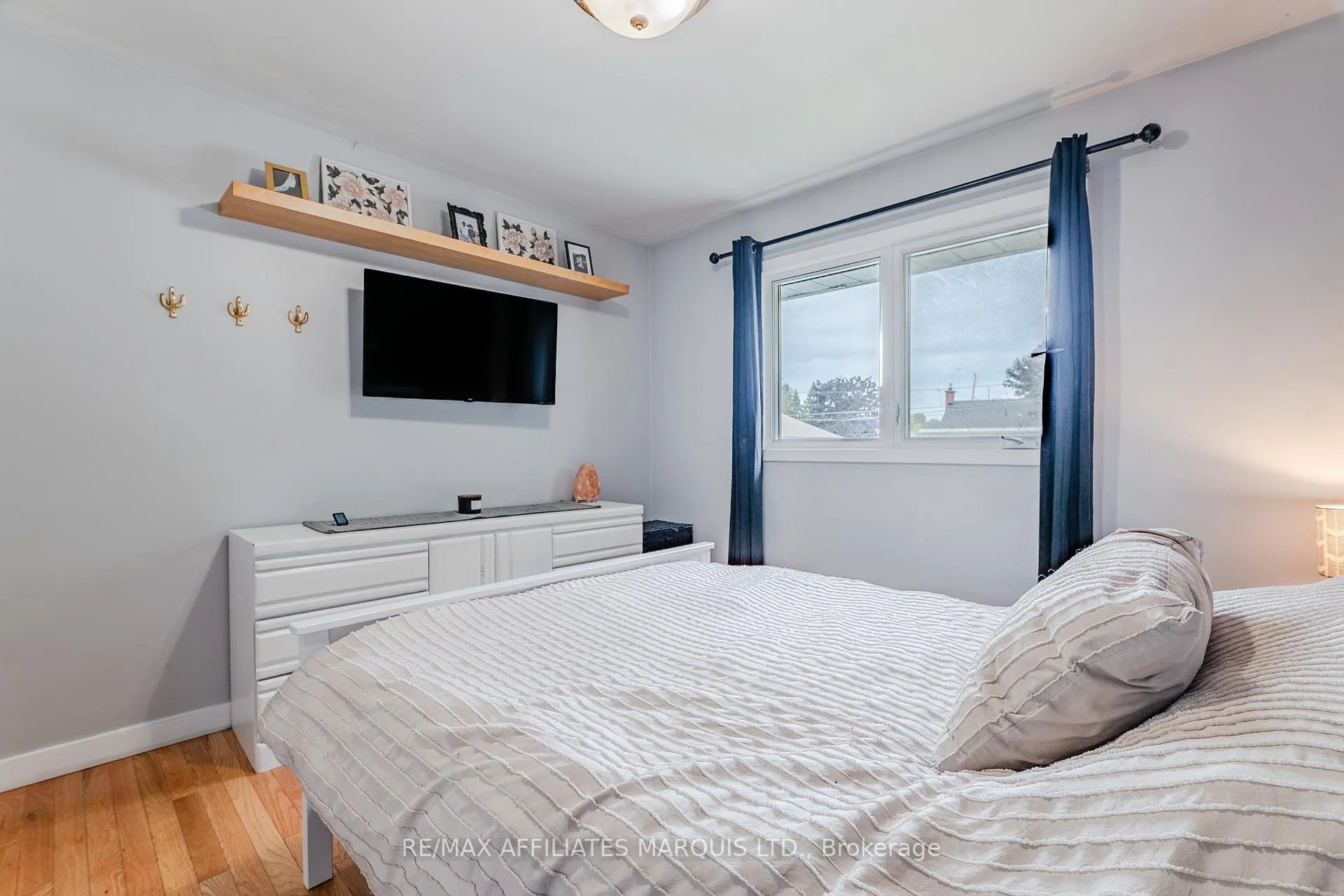 Photo 24 of 900 Osborne Avenue, Cornwall — HOMEH