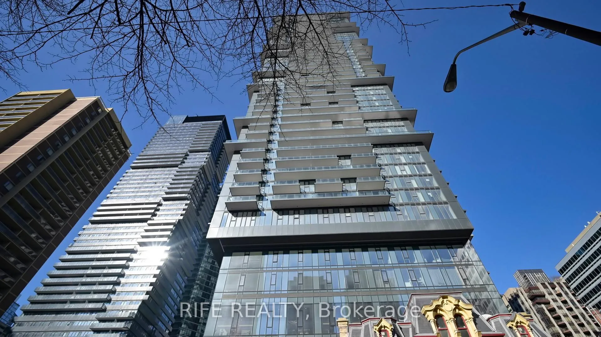 Front of Unit 2910, 634 Church Street