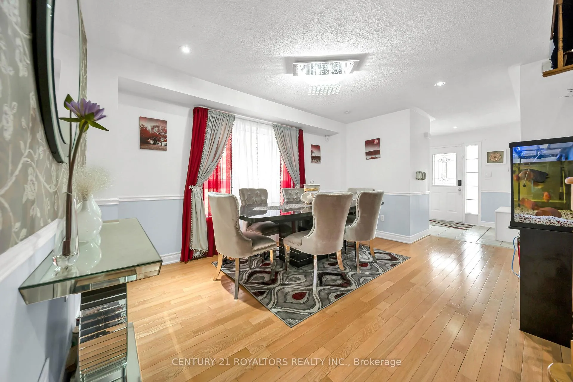 Photo 7 of 5 Farthingale Crescent, Brampton, Fletcher's Meadow — HOMEH