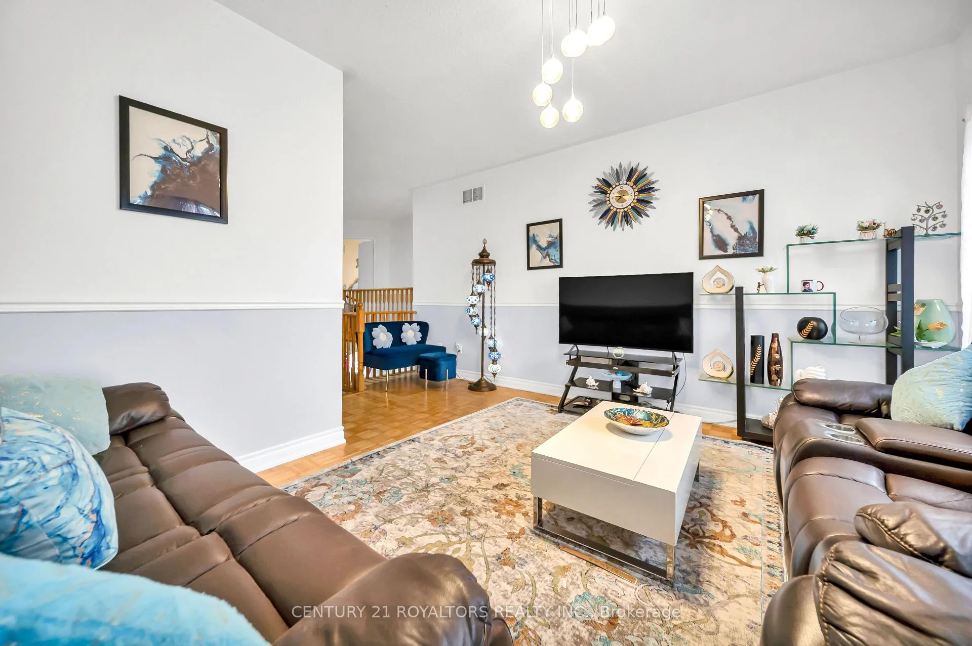 Photo 19 of 5 Farthingale Crescent, Brampton, Fletcher's Meadow — HOMEH