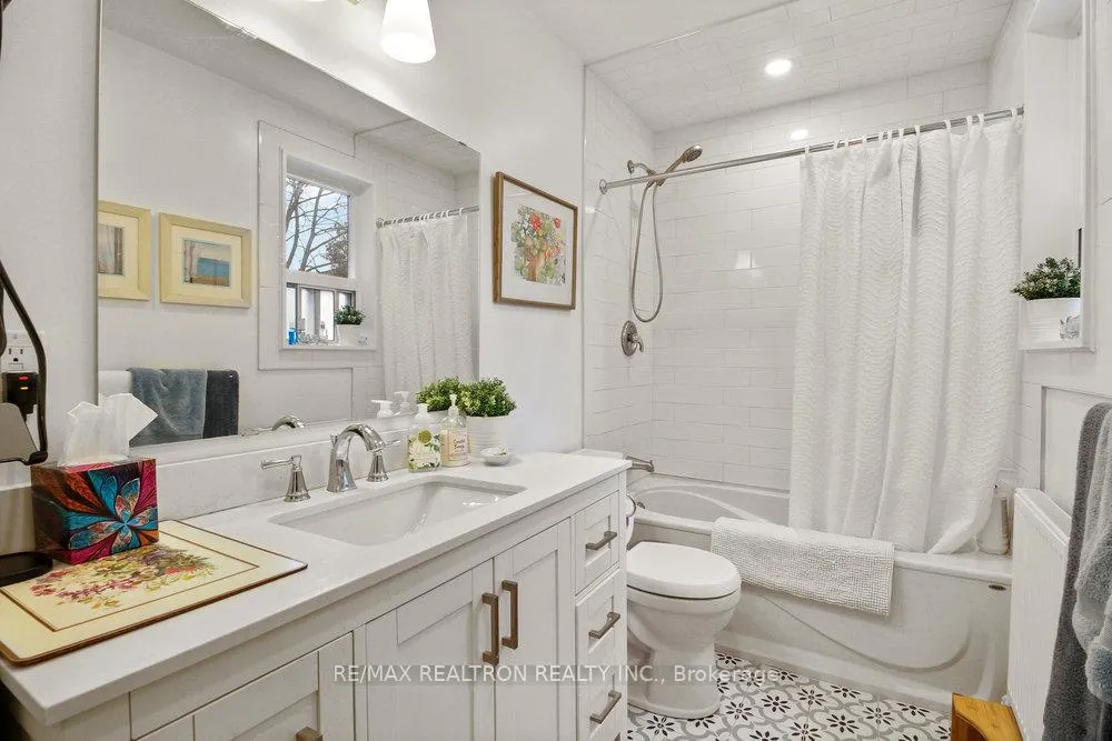 Photo 16 of 280 Glenforest Road, Toronto, Lawrence Park North — HOMEH